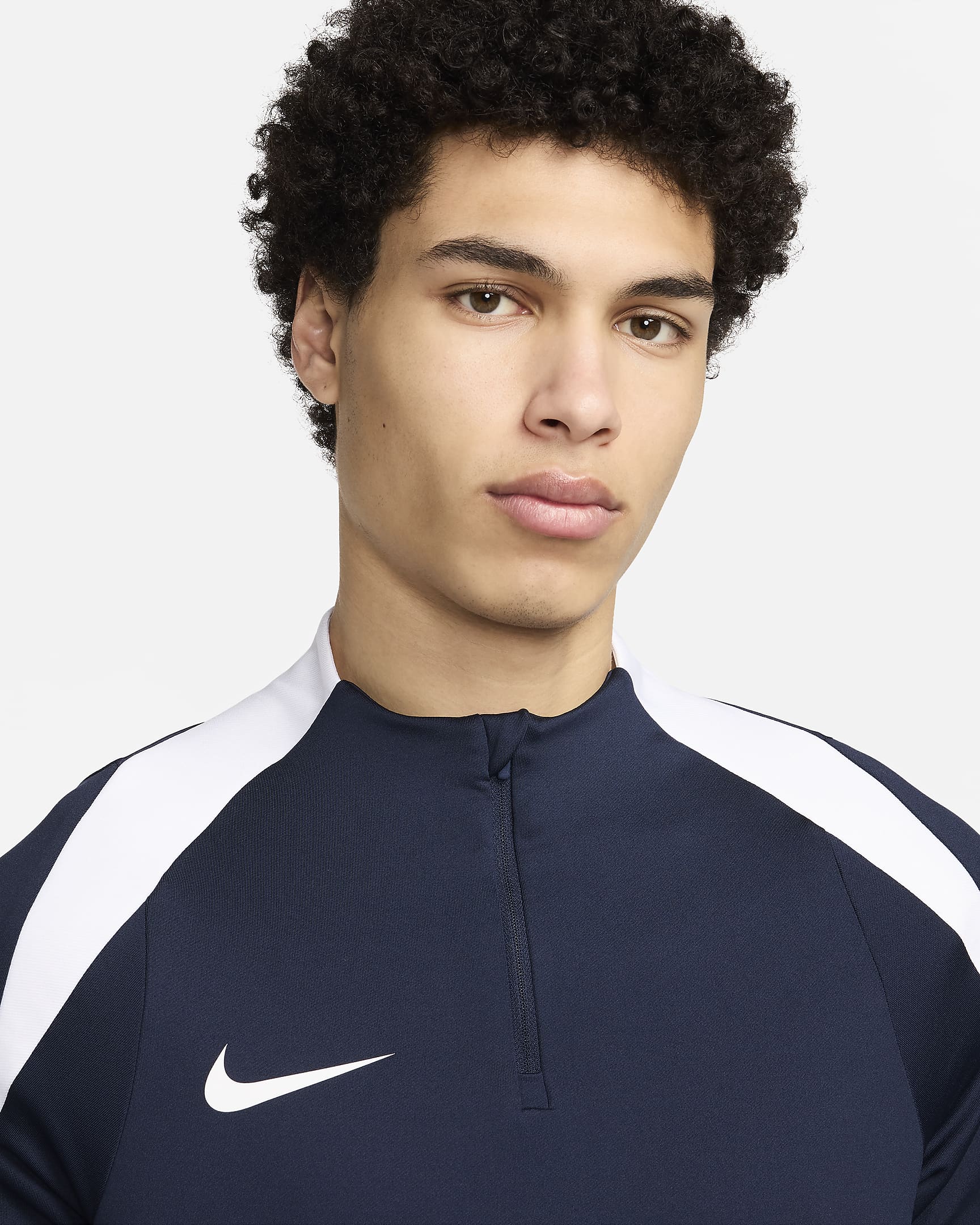 Nike Strike Men's DriFIT Football 1/2Zip Drill Top. Nike SE
