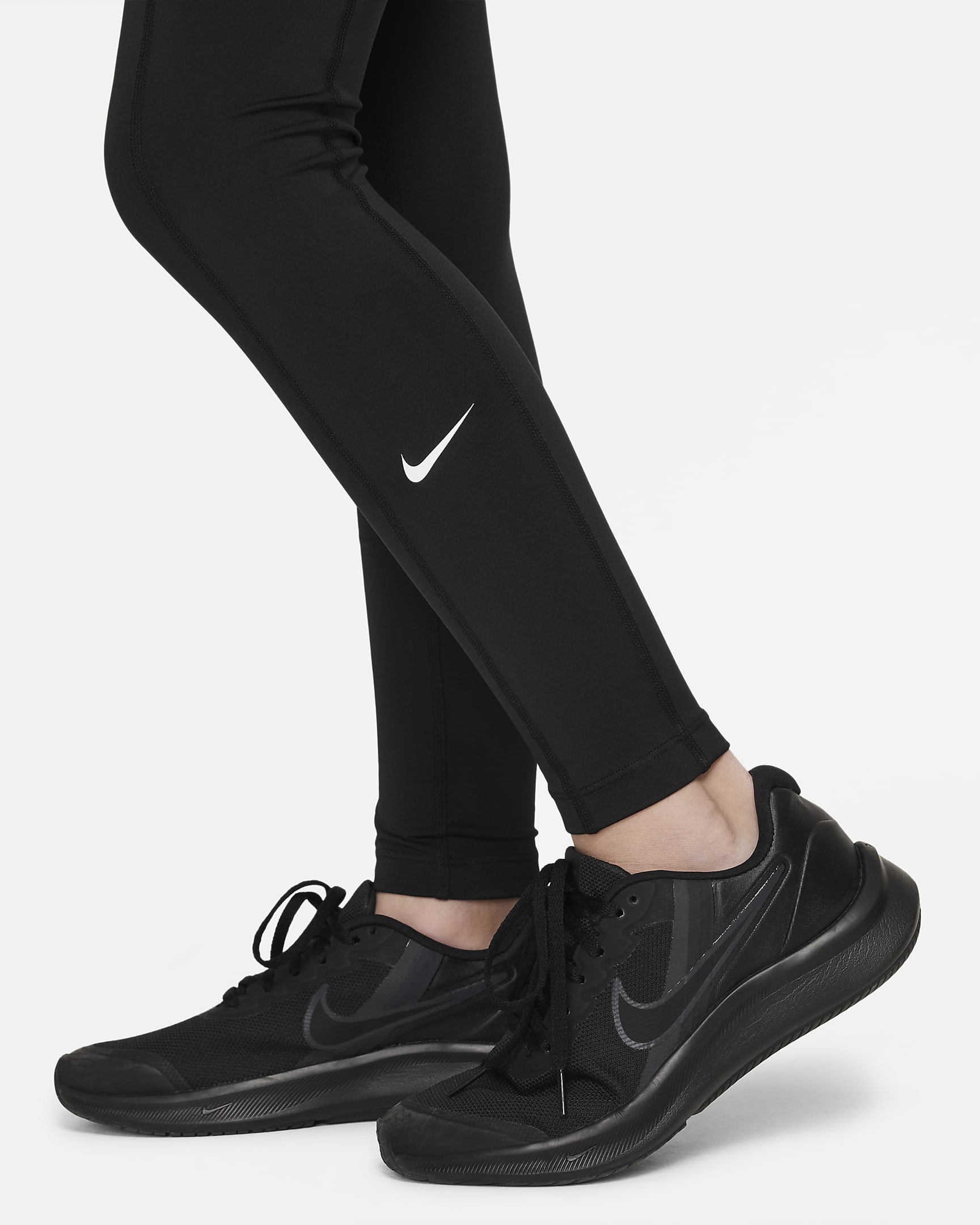 Nike Dri-FIT One Older Kids' (Girls') Leggings with Pockets. Nike ID