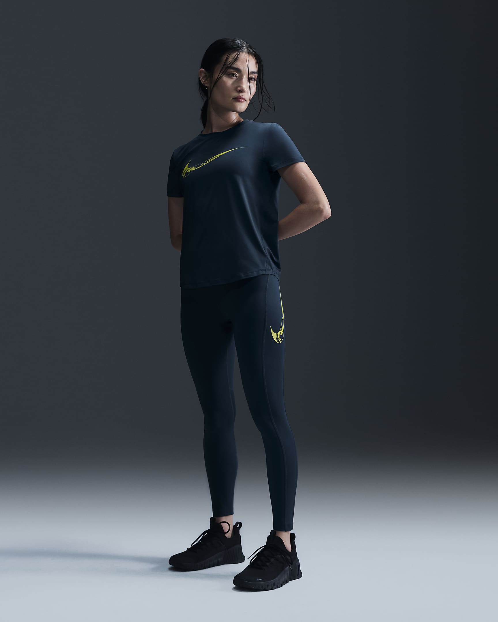 Nike Fast Swoosh Women's Mid-Rise 7/8 Running Leggings with Pockets - Armoury Navy/Bright Cactus