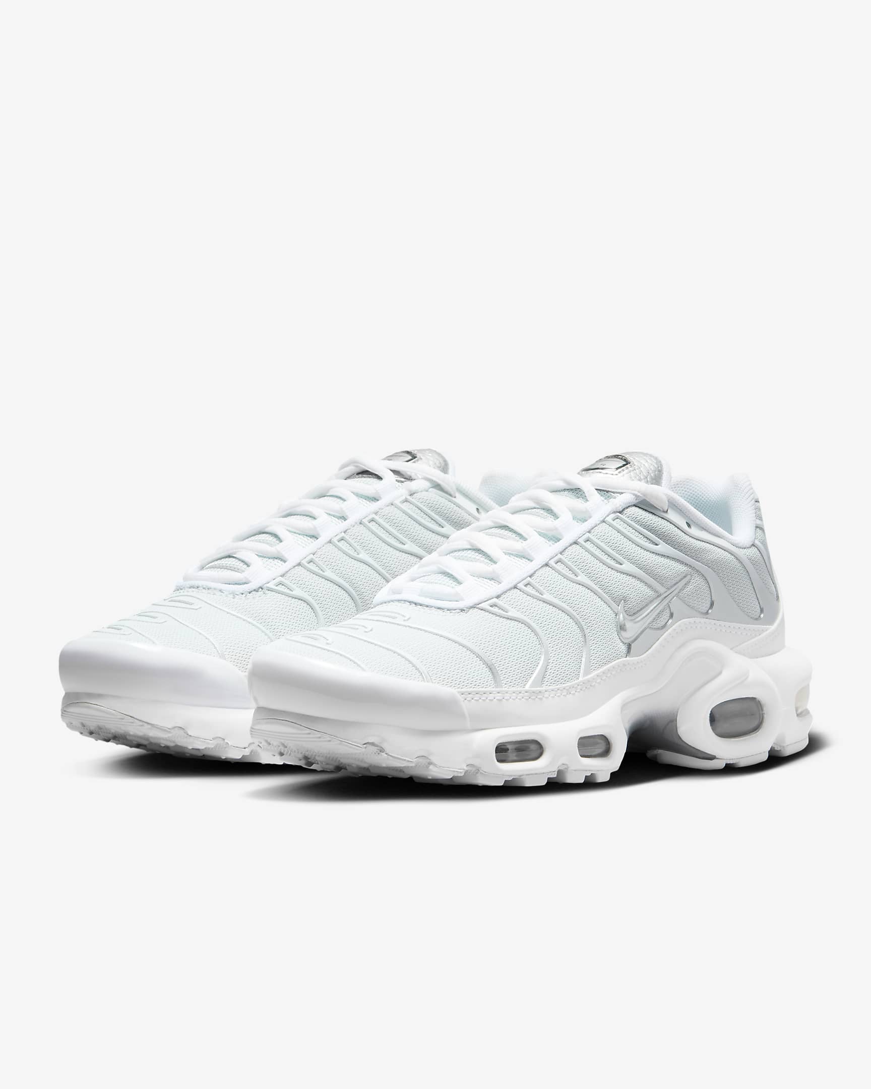 Nike Air Max Plus Women's Shoes. Nike AT