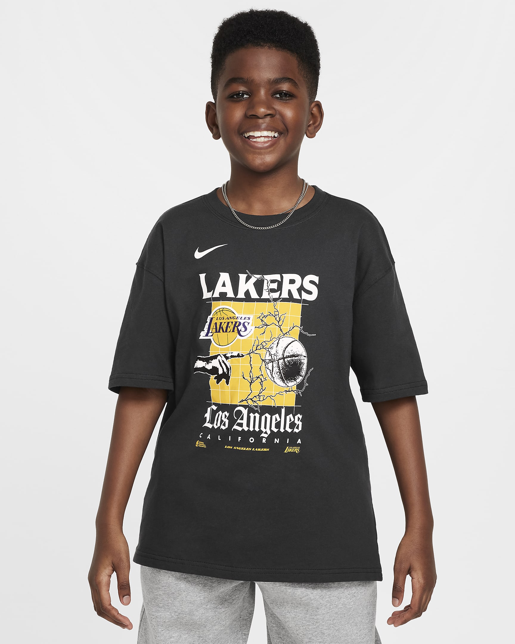 Los Angeles Lakers Courtside Older Kids' (Boys') Nike NBA Max90 T-Shirt - Black