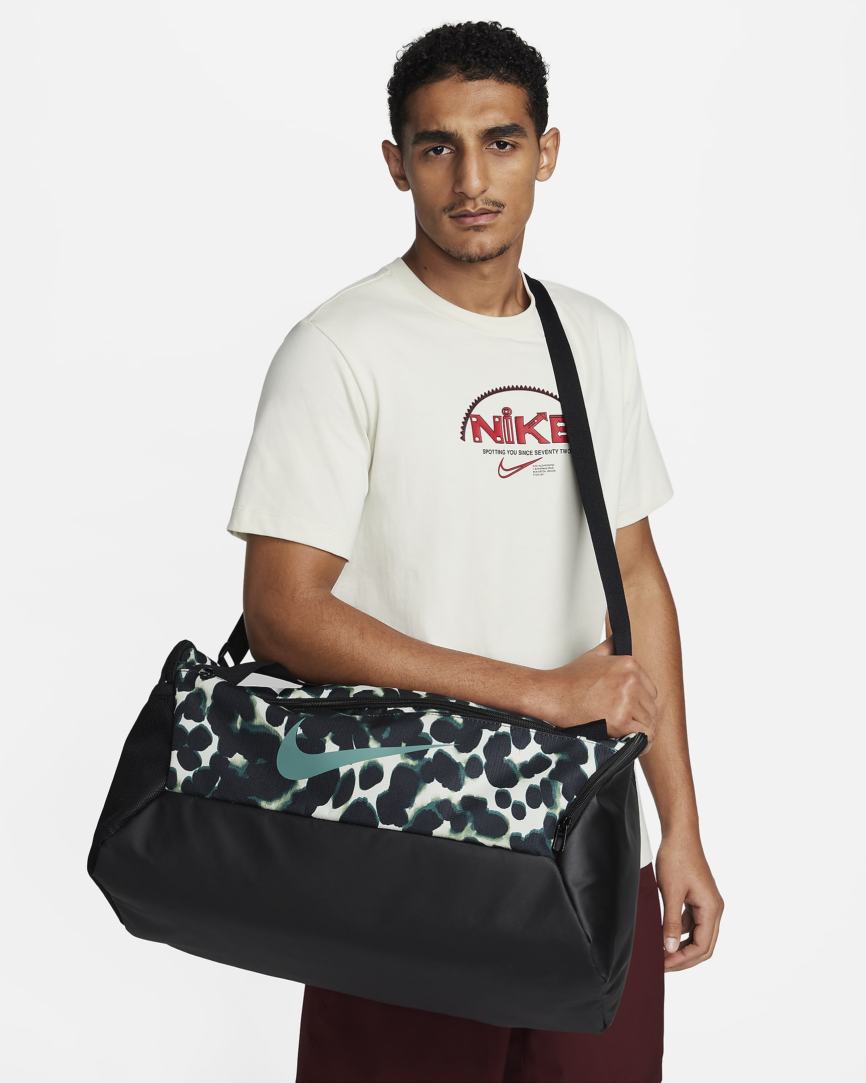 Nike Brasilia Training Duffel Bag (Small, 41L) - Black/Bicoastal/Bicoastal