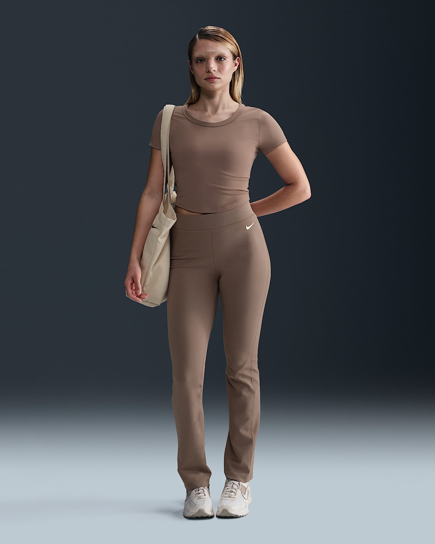 Nike Sportswear Classic Women's High-Waisted Bootcut Pants - Mink Brown/Sail