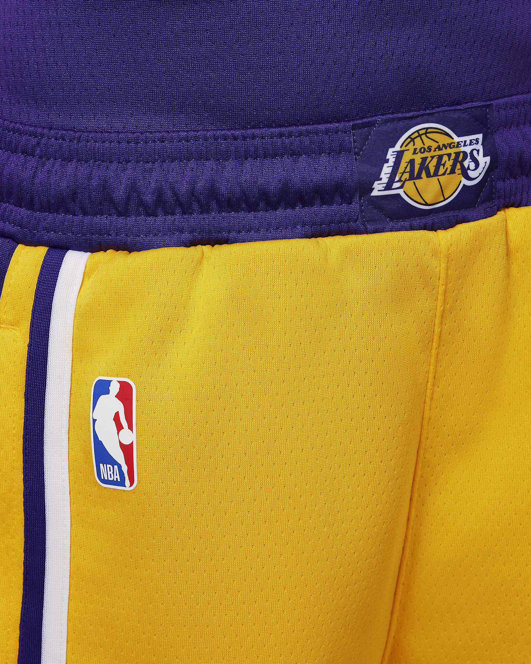 Los Angeles Lakers 2023/24 Icon Edition Pantalón corto Nike NBA Swingman - Niño - Amarillo