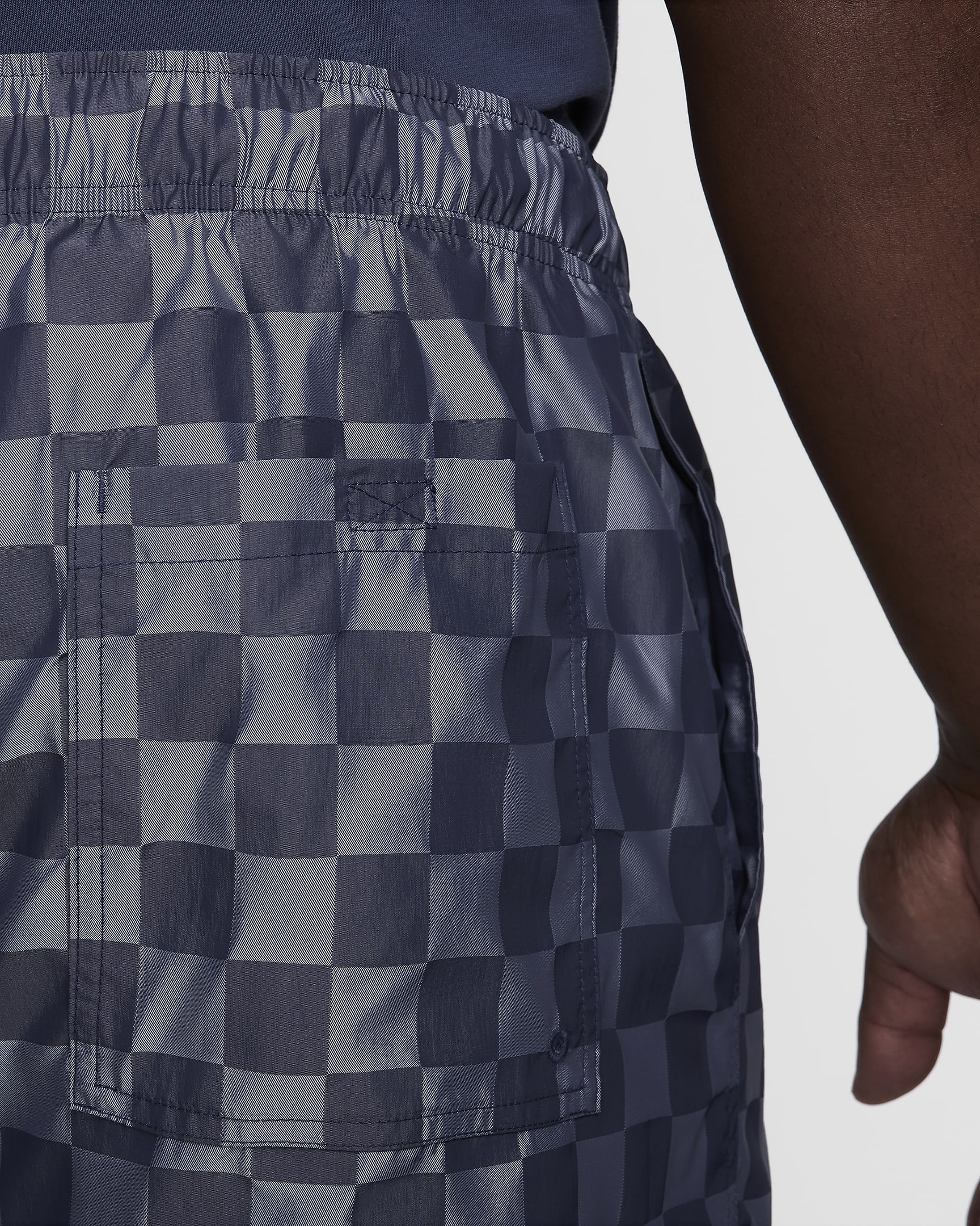 Nike Club Men's Flow Shorts - Midnight Navy/White