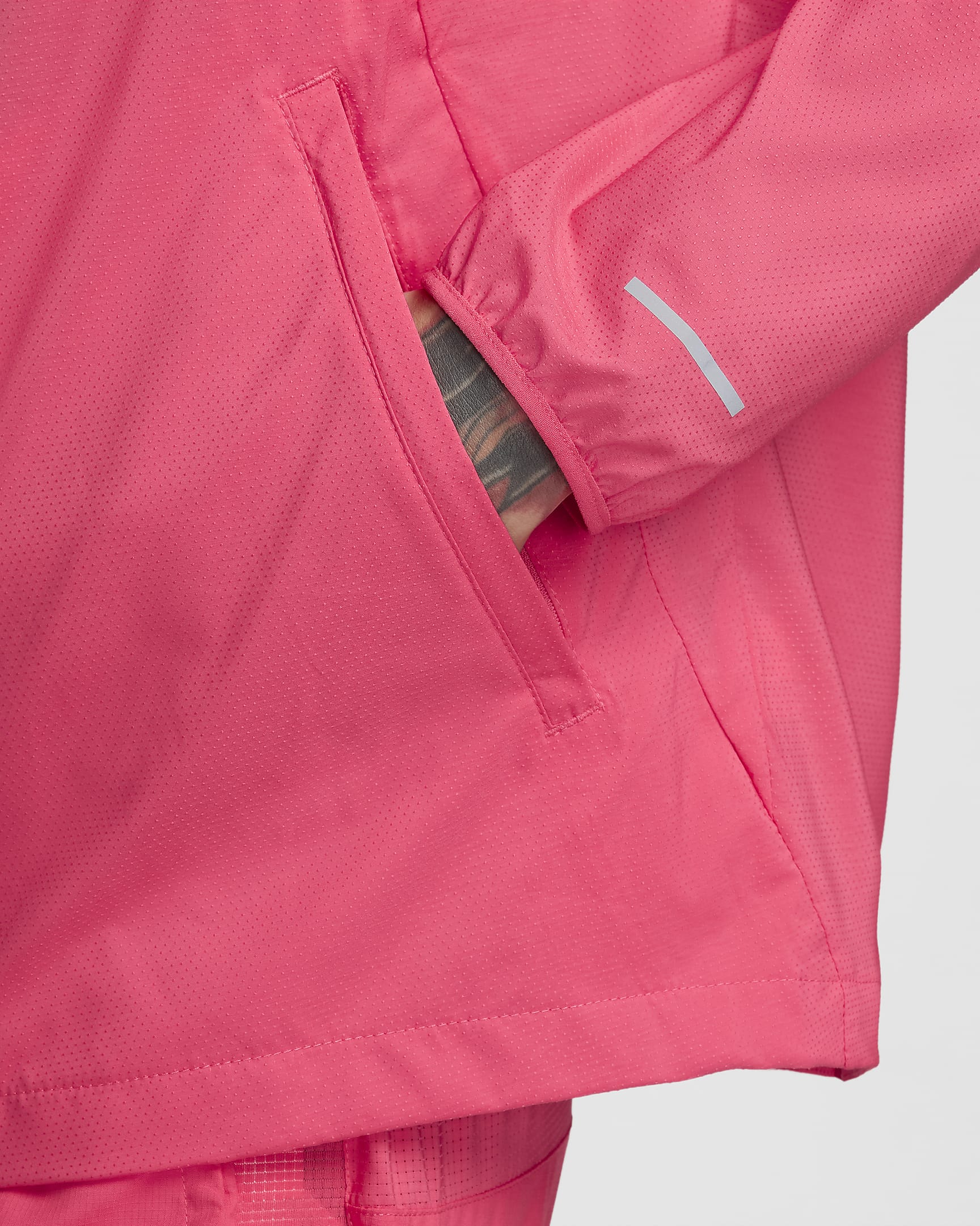 Chamarra de correr Repel para hombre Nike Windrunner - Rosa margarita/Rosa margarita