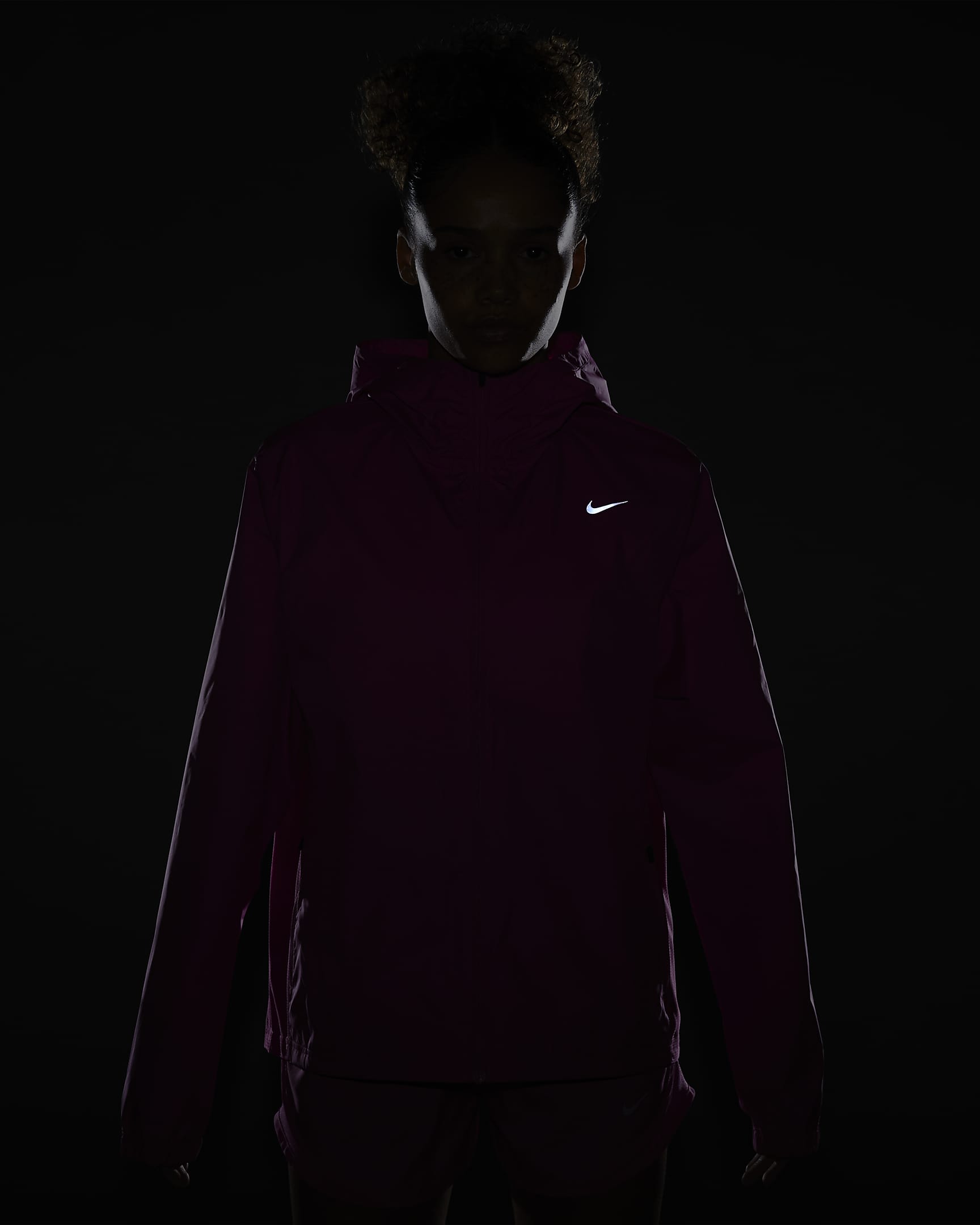 Chamarra de running para mujer Nike Essential. Nike.com