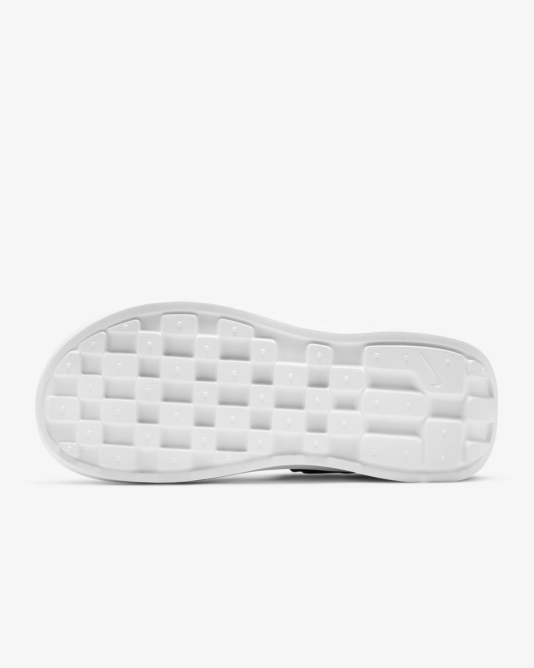 nike flats womens