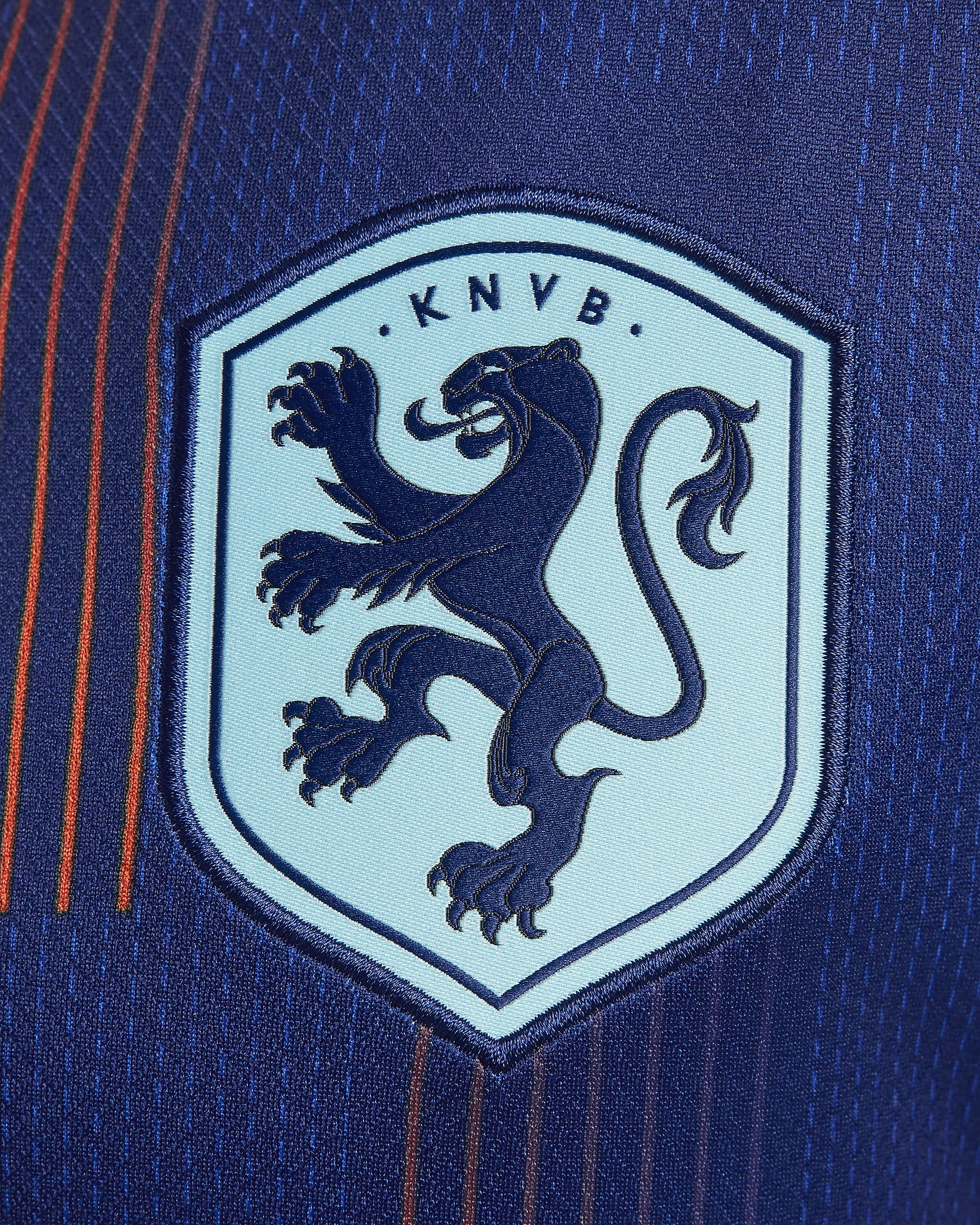 Replika dámského venkovního fotbalového dresu Nike Dri-FIT Nizozemsko (ženský tým) Stadium 2024/25 - Blue Void/Safety Orange/Copa/Bílá