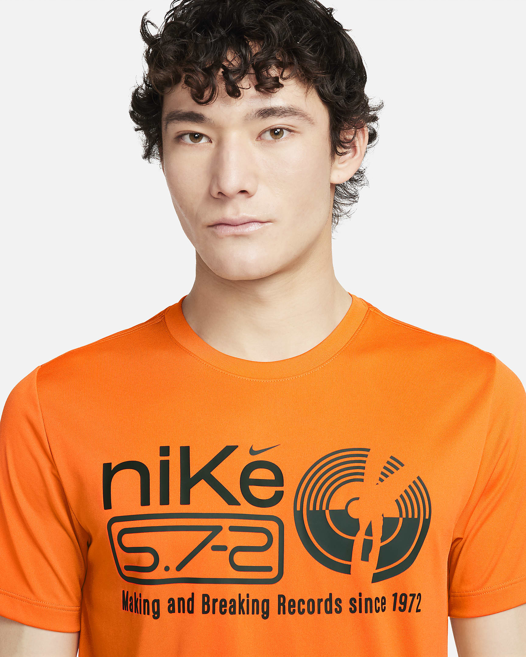 Nike Men's Dri-FIT Fitness T-Shirt - Bright Mandarin