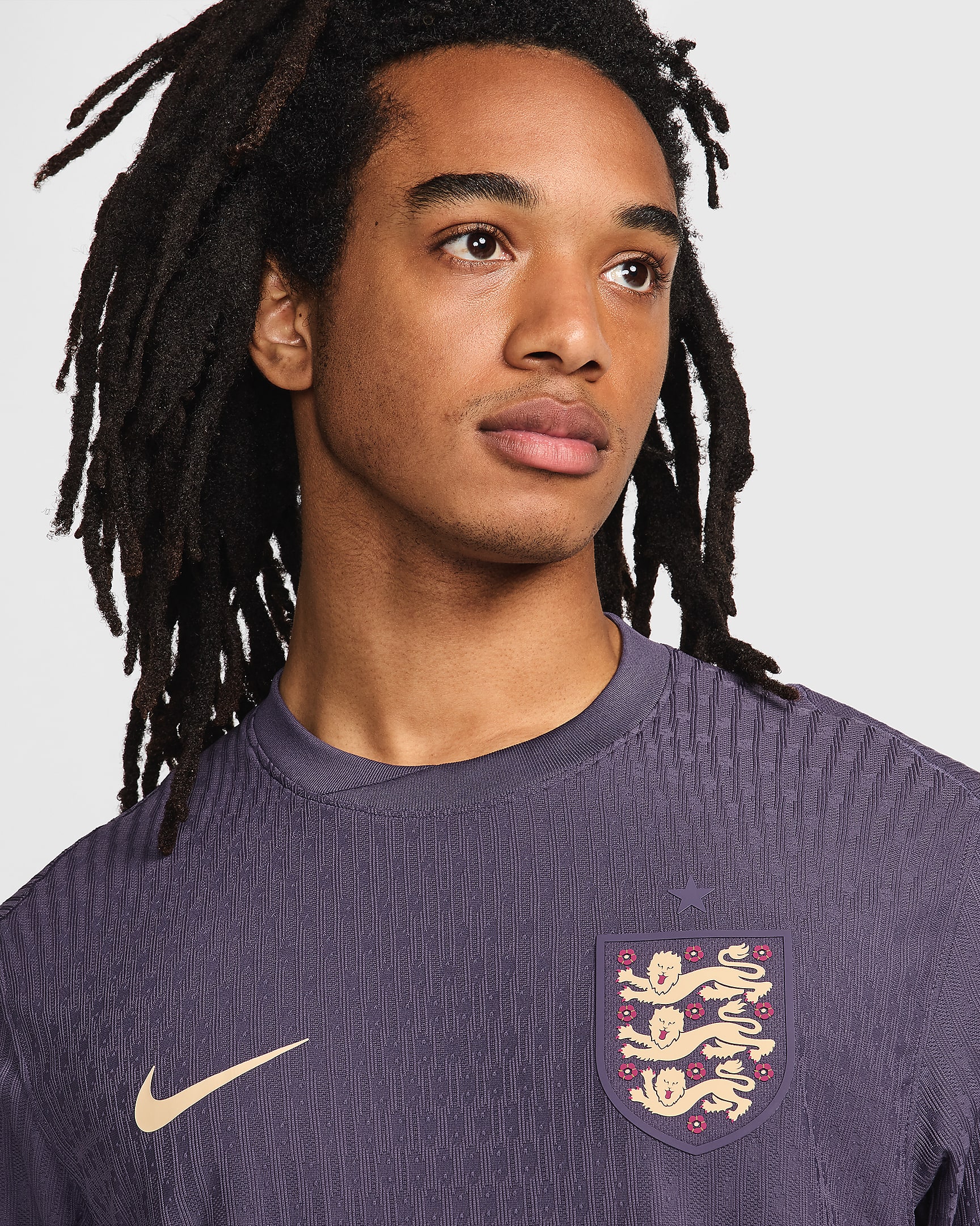 England (Men's Team) 2024/25 Match Away Men's Nike Dri-FIT ADV Football Authentic Shirt - Dark Raisin/Sesame