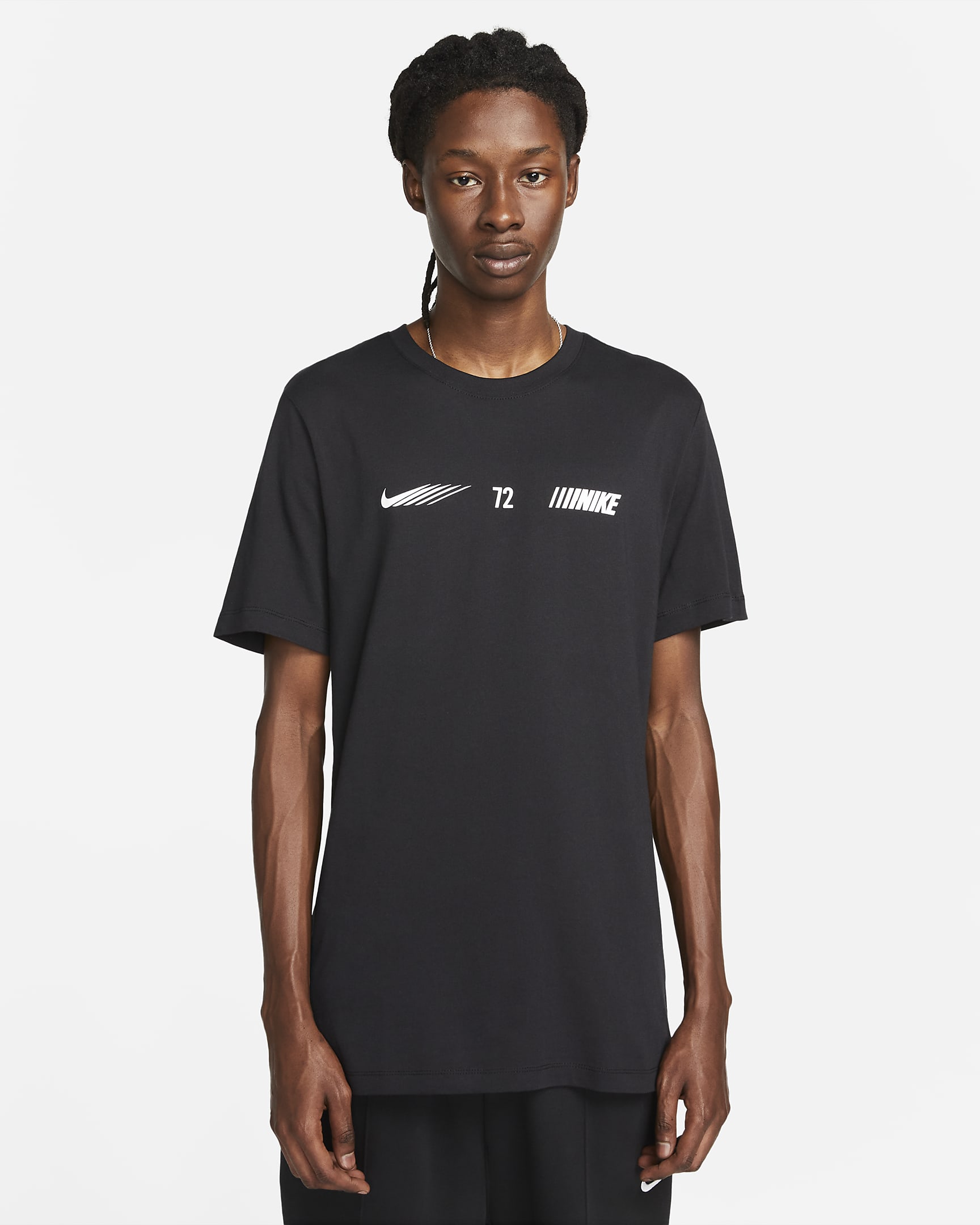 Nike Sportswear Standard Issue Men's T-Shirt. Nike AU