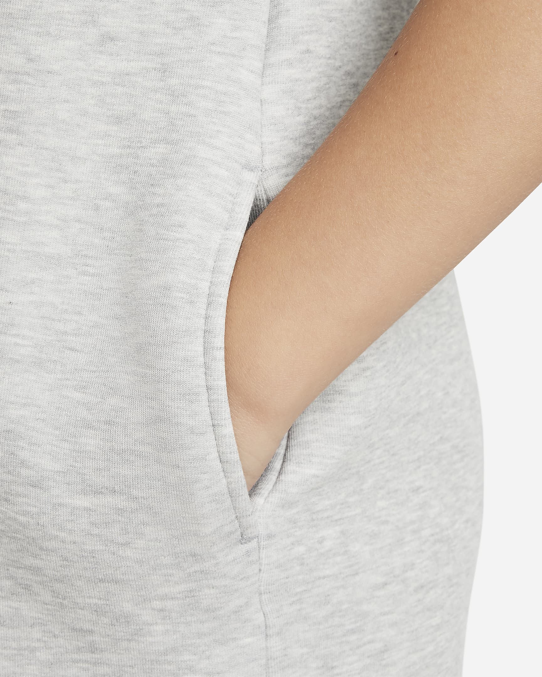 Nike Sportswear Tech Fleece Older Kids' (Girls') Dress. Nike CH