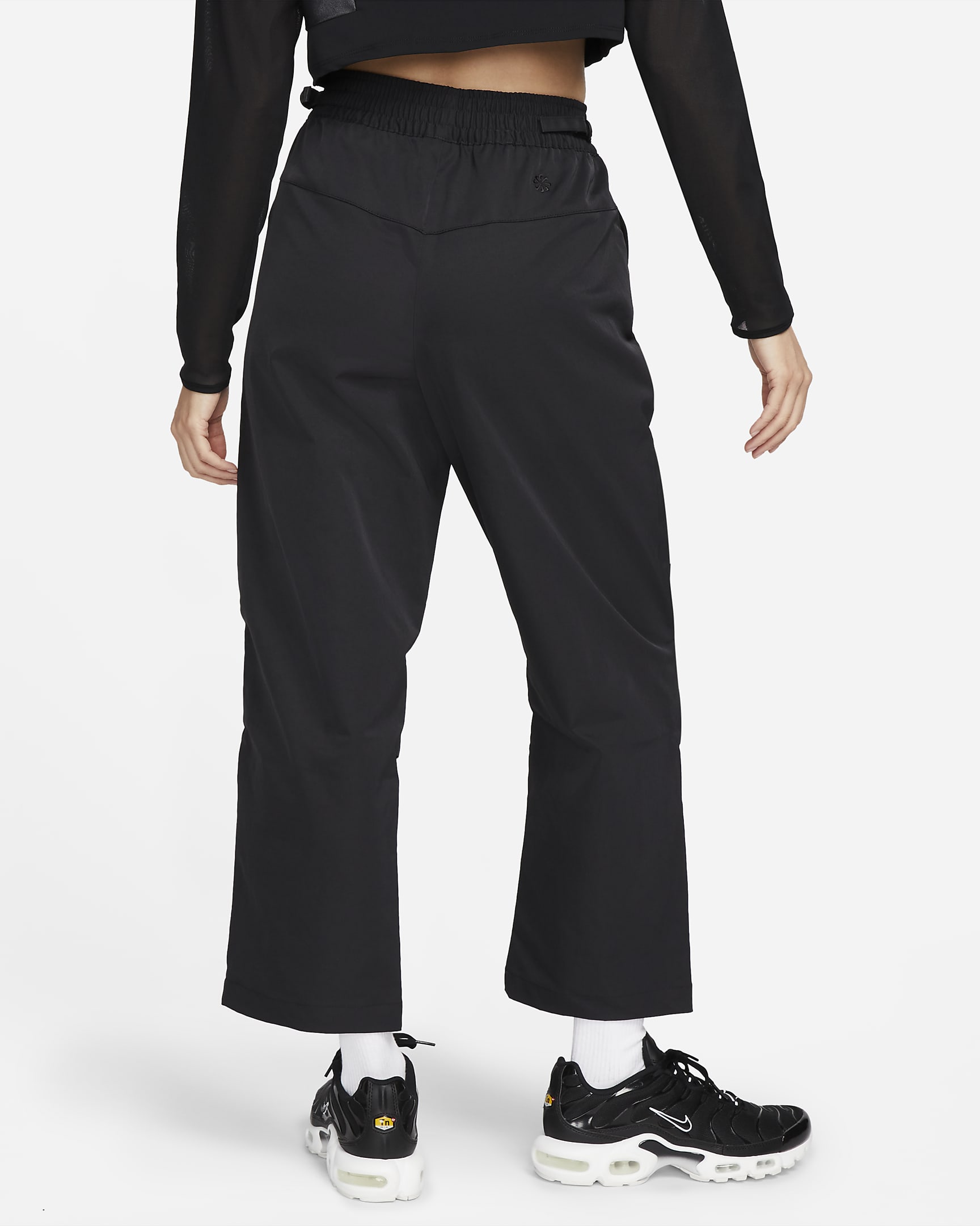 Nike Sportswear Dri-FIT Tech Pack Women's Mid-Rise Woven Pants. Nike JP