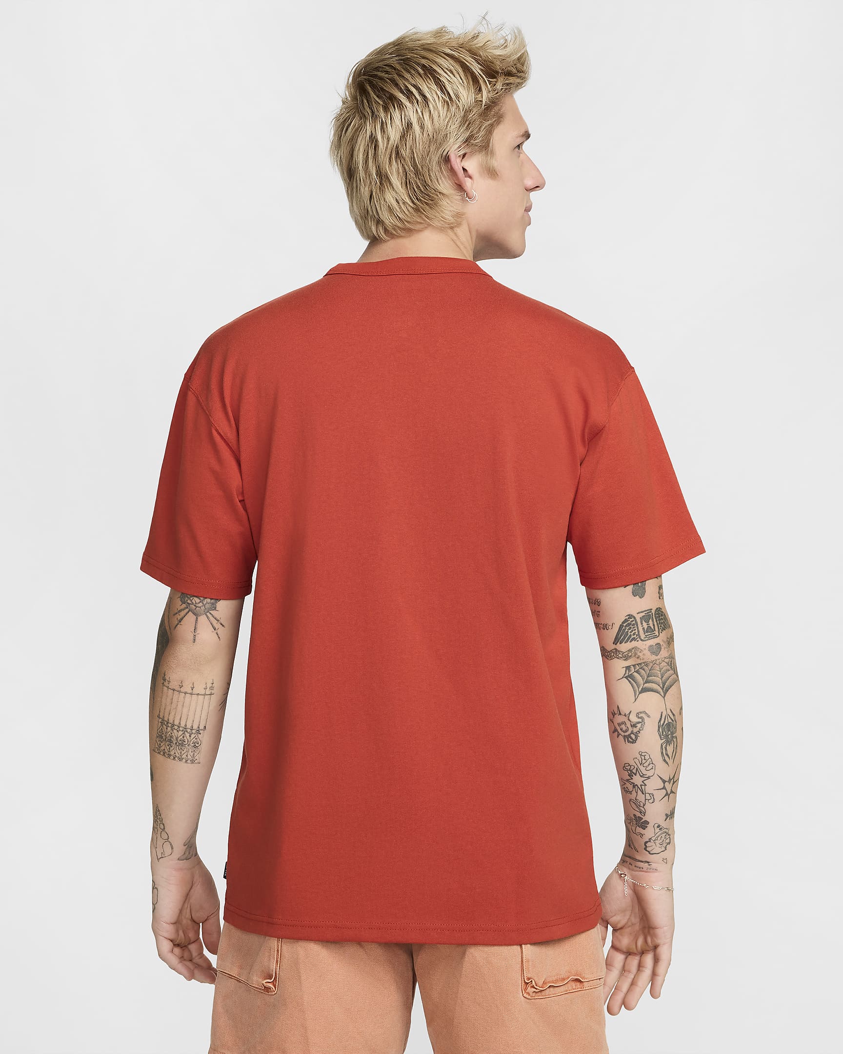 Tee-shirt Nike Sportswear Premium Essentials pour Homme - Dragon Red