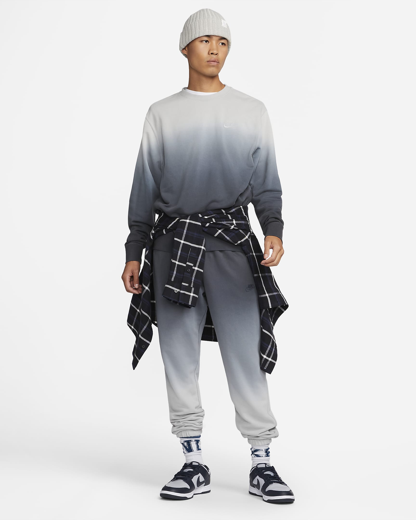 Nike Sportswear Club Fleece+ Men's French Terry DipDye Crew. Nike SI