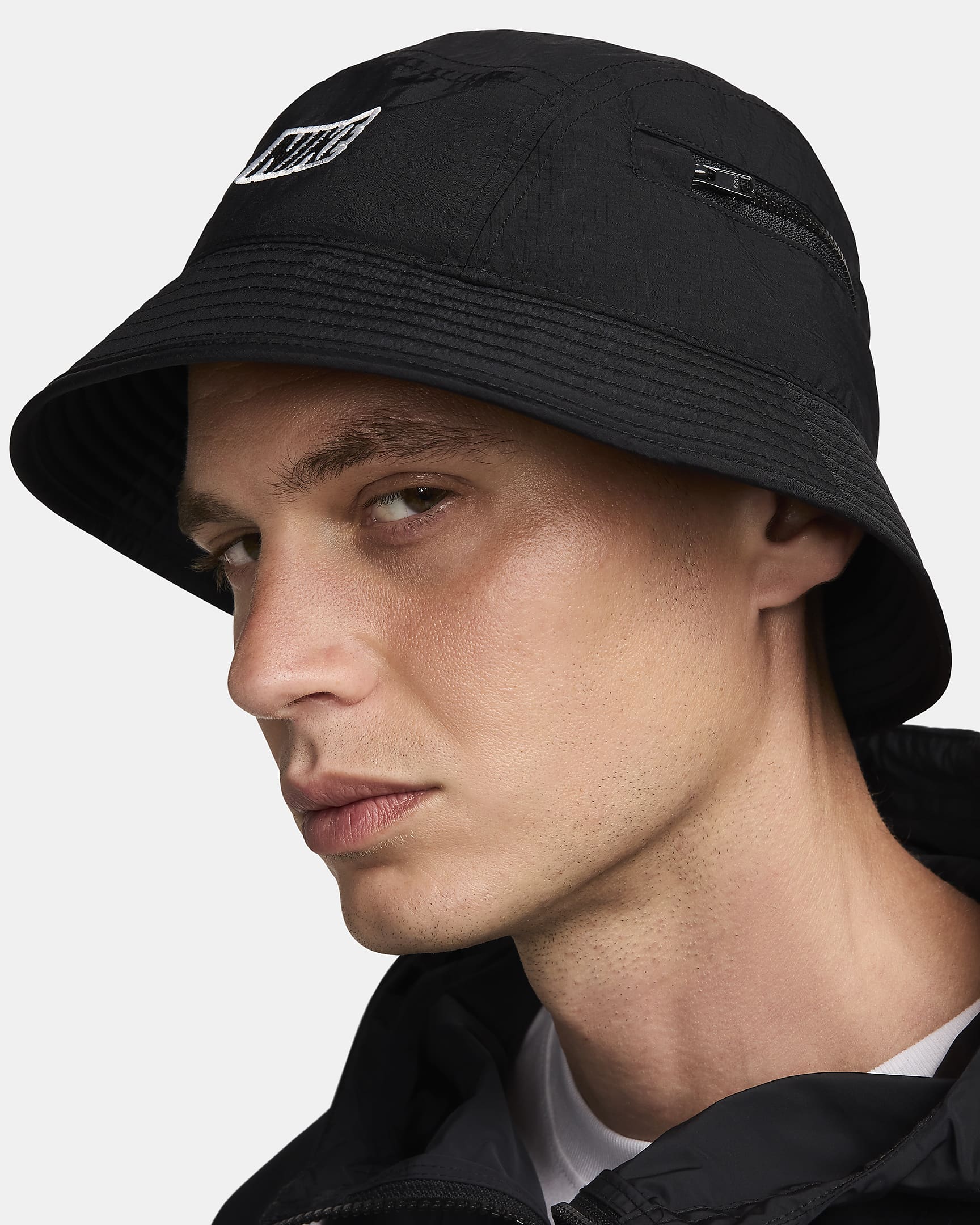 Nike Apex Bucket Hat - Black/Summit White