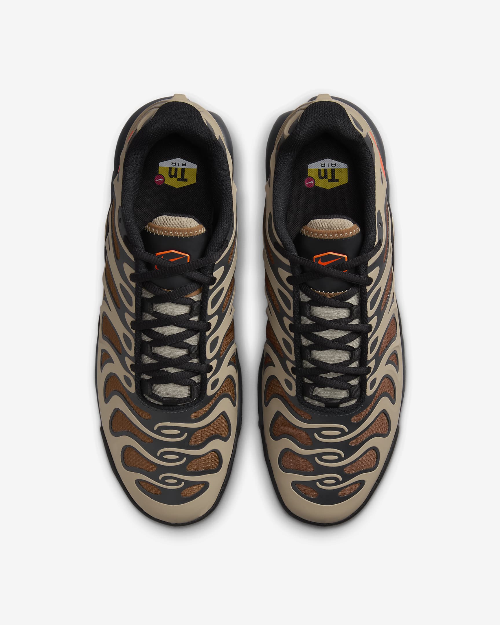 Nike Air Max Plus Drift Zapatillas de invierno - Hombre - Caqui/Dark Smoke Grey/Sanddrift/Hyper Crimson