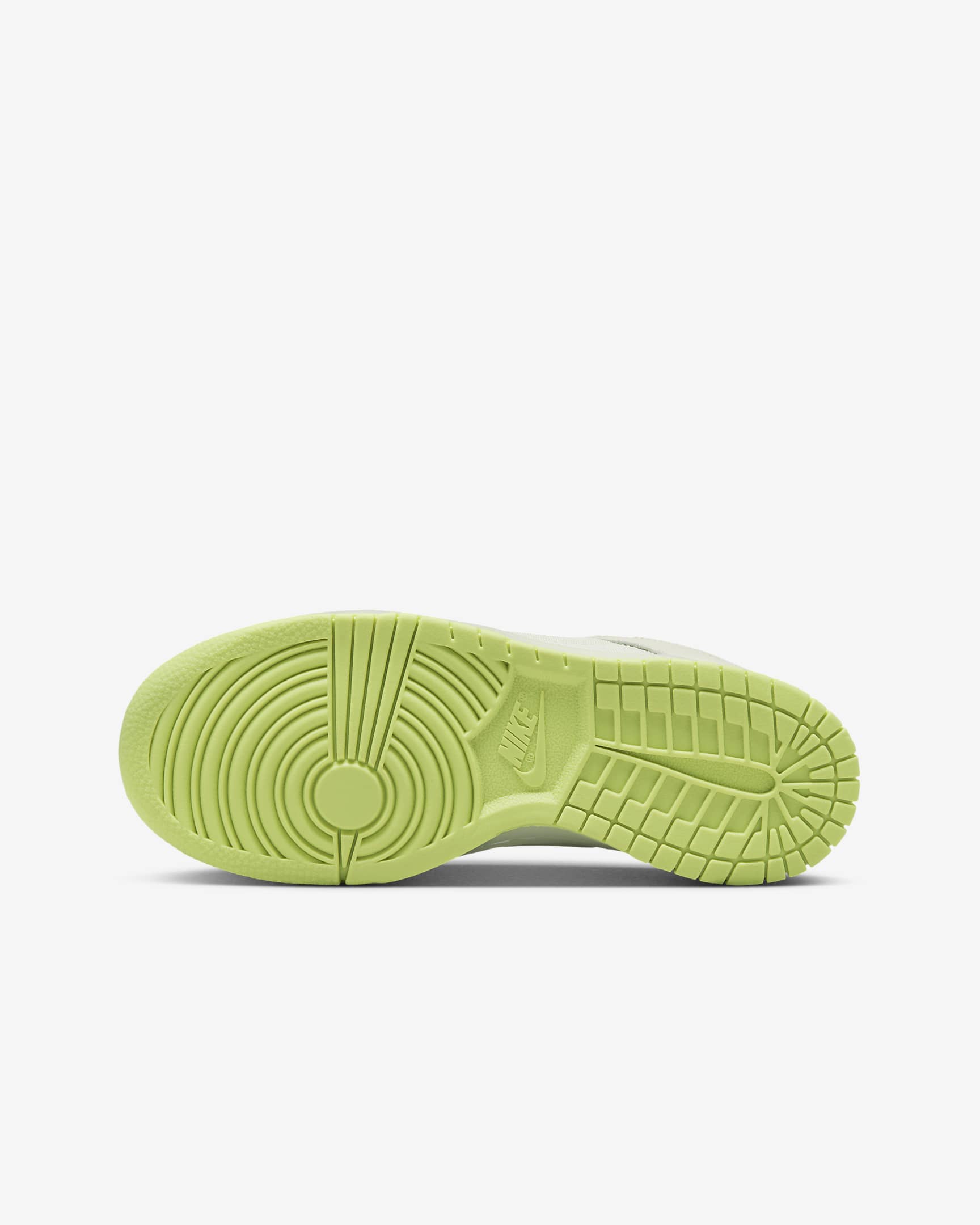 Nike Dunk Low SE Older Kids' Shoes. Nike SE