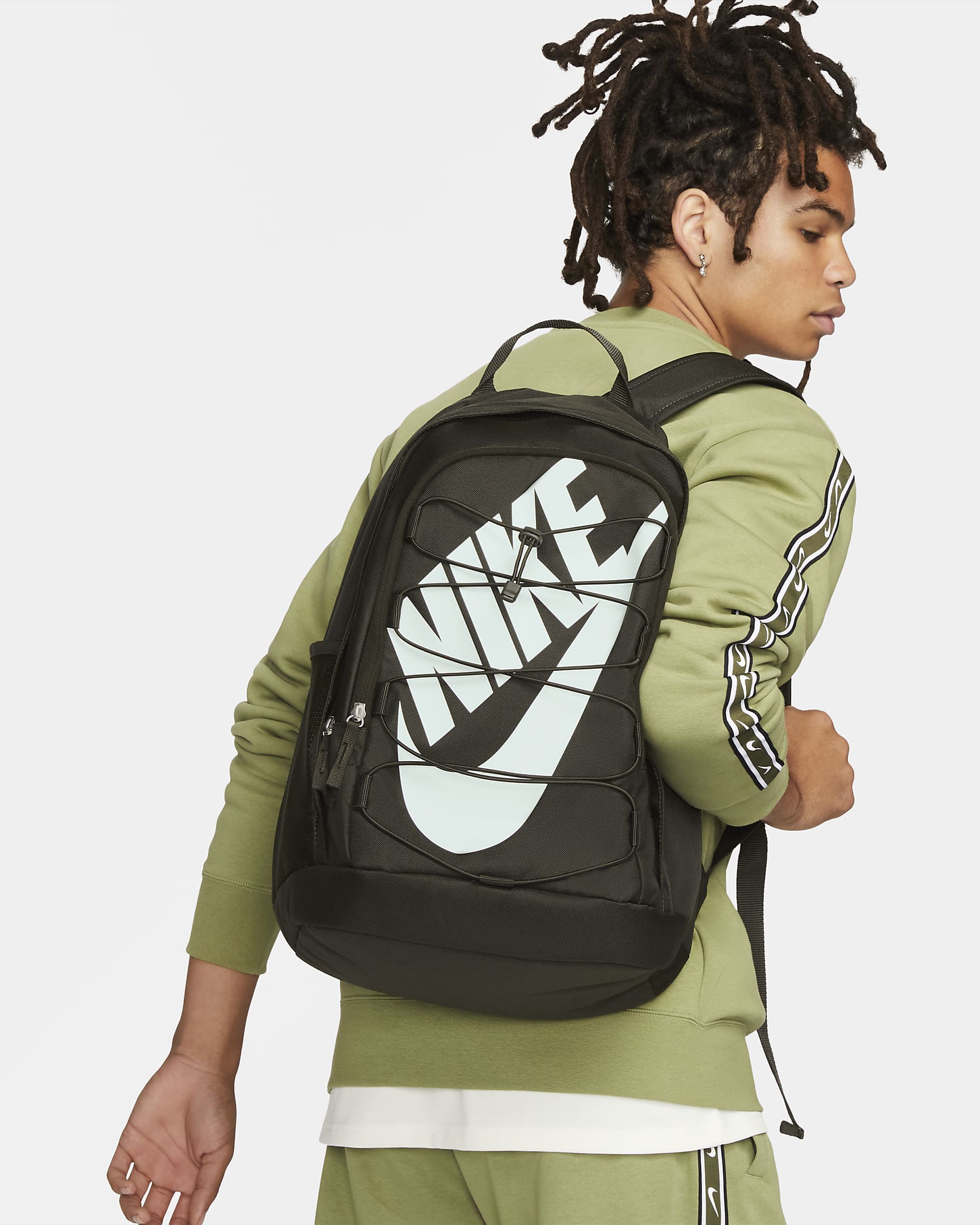 Nike Hayward Backpack (26L) - Sequoia/Sequoia/Barely Green