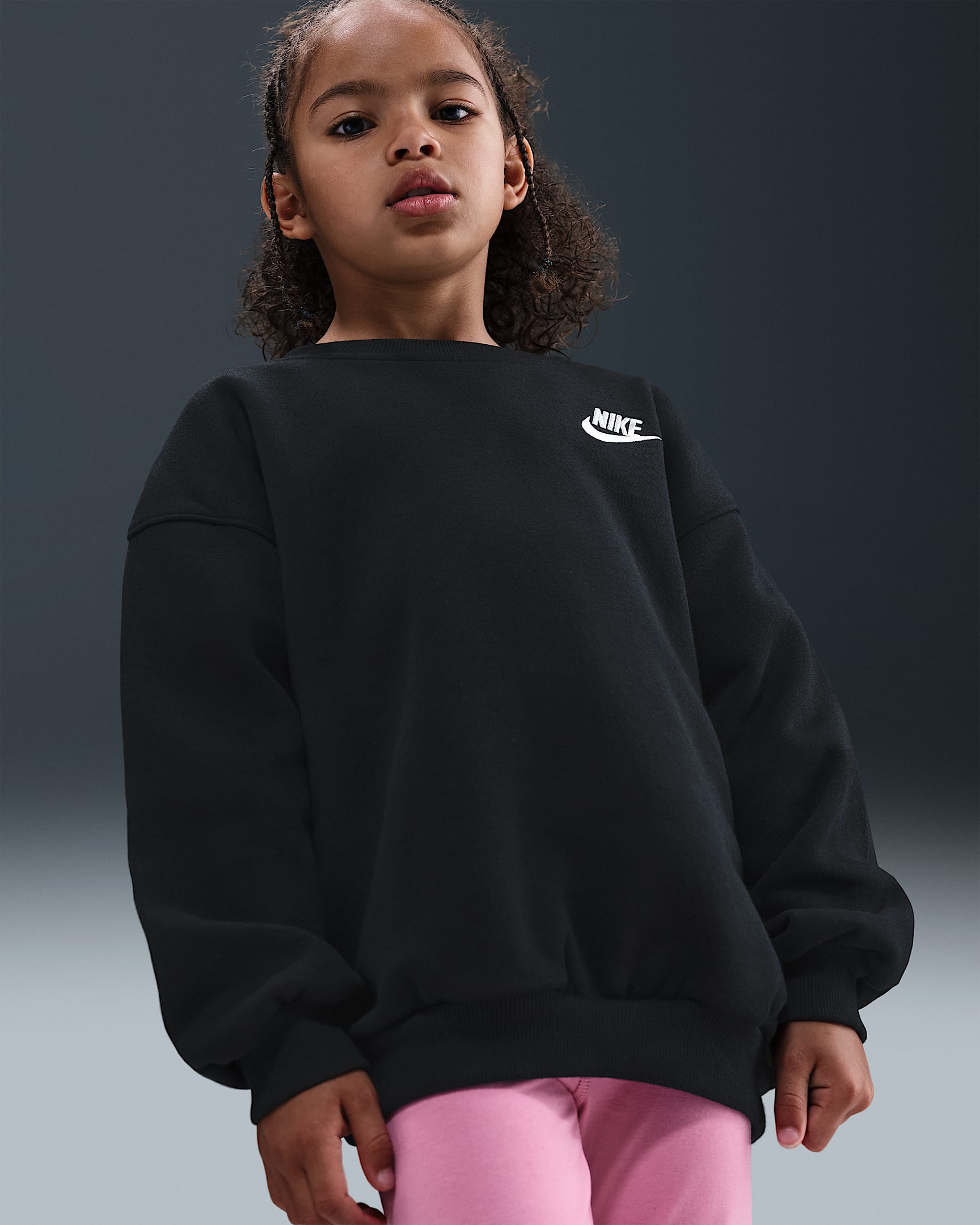 Playera de cuello redondo oversized para niños talla pequeña Nike - Negro