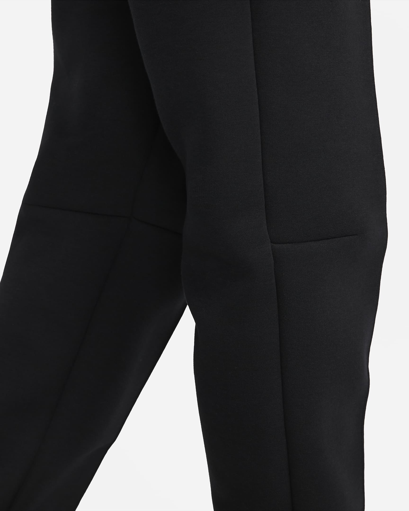 Nike Sportswear Tech Fleece Jogginghose mit mittelhohem Bund für Damen - Schwarz/Schwarz