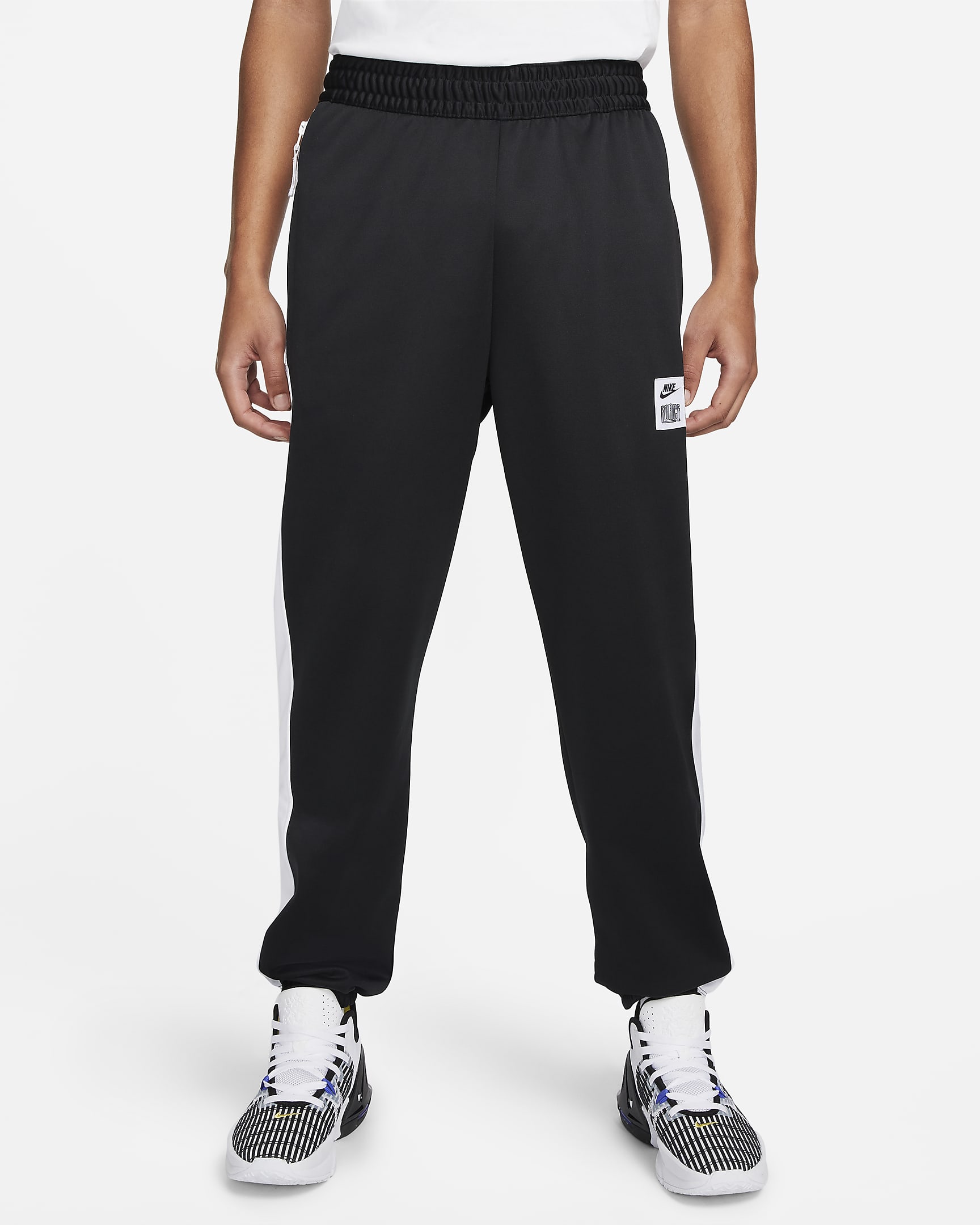 Nike Starting 5 Men's Therma-FIT Basketball Trousers. Nike IL