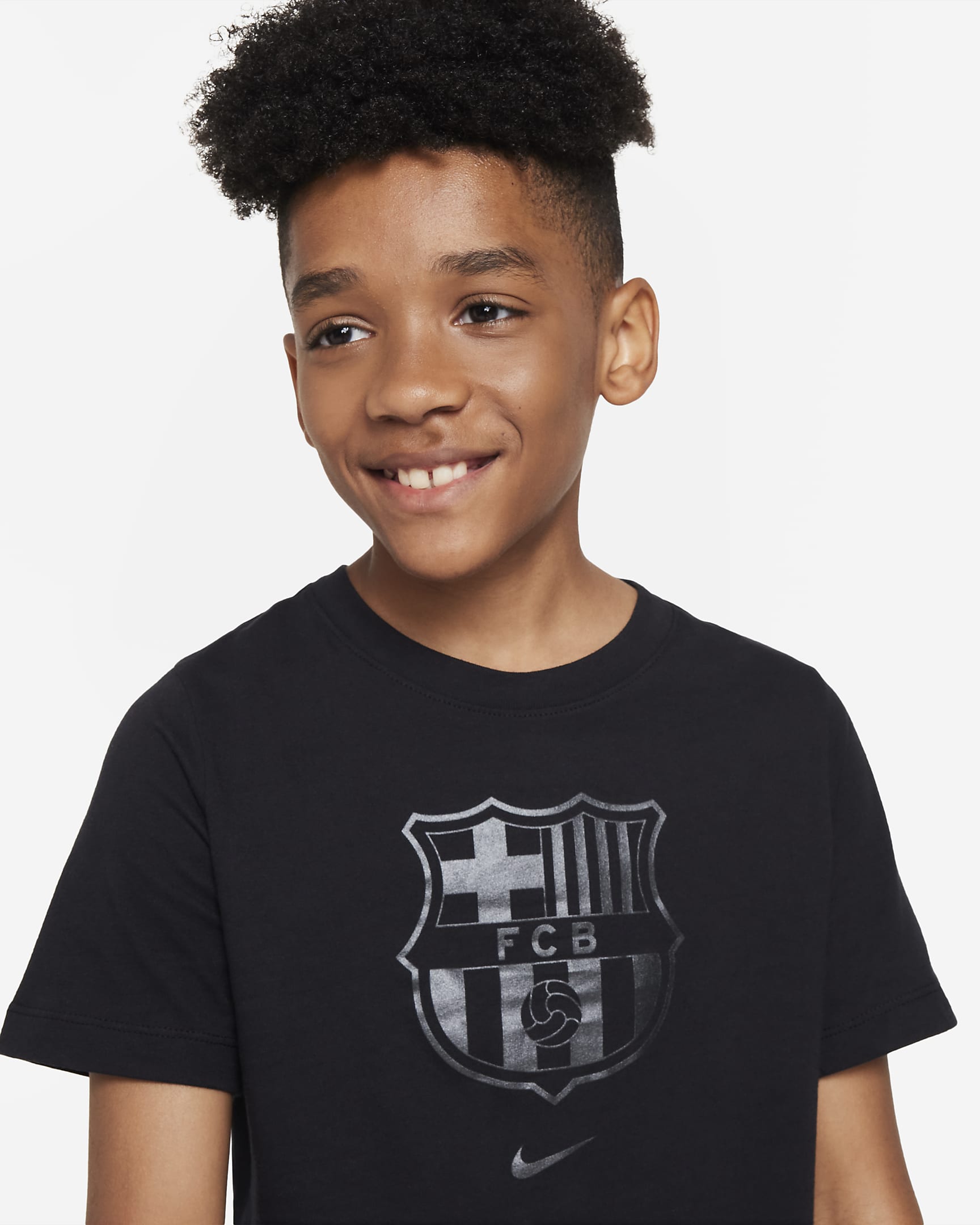 F.C. Barcelona Crest Older Kids' Nike T-Shirt. Nike UK