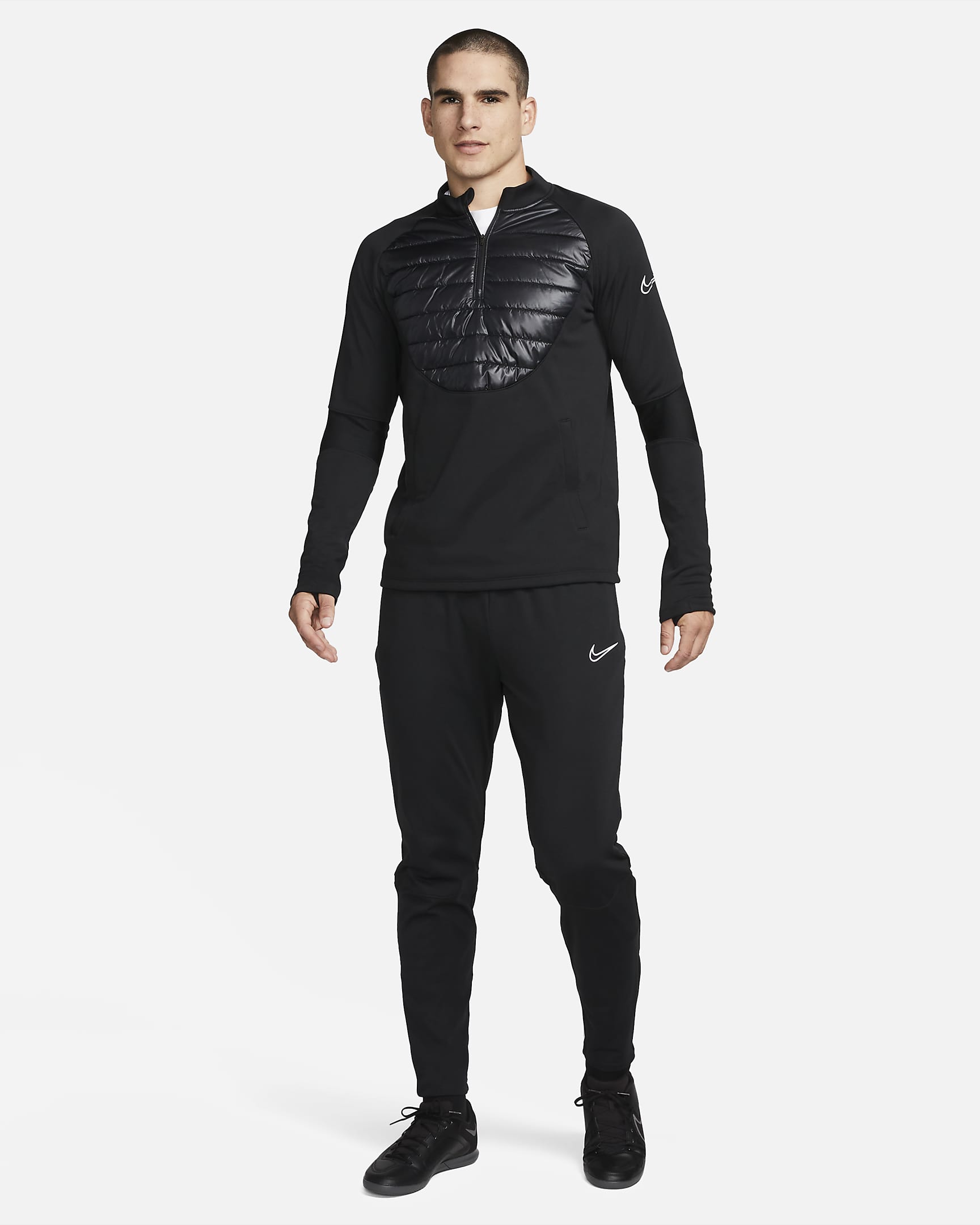 Nike Therma-FIT Academy Winter Warrior Men's Football Drill Top. Nike CZ