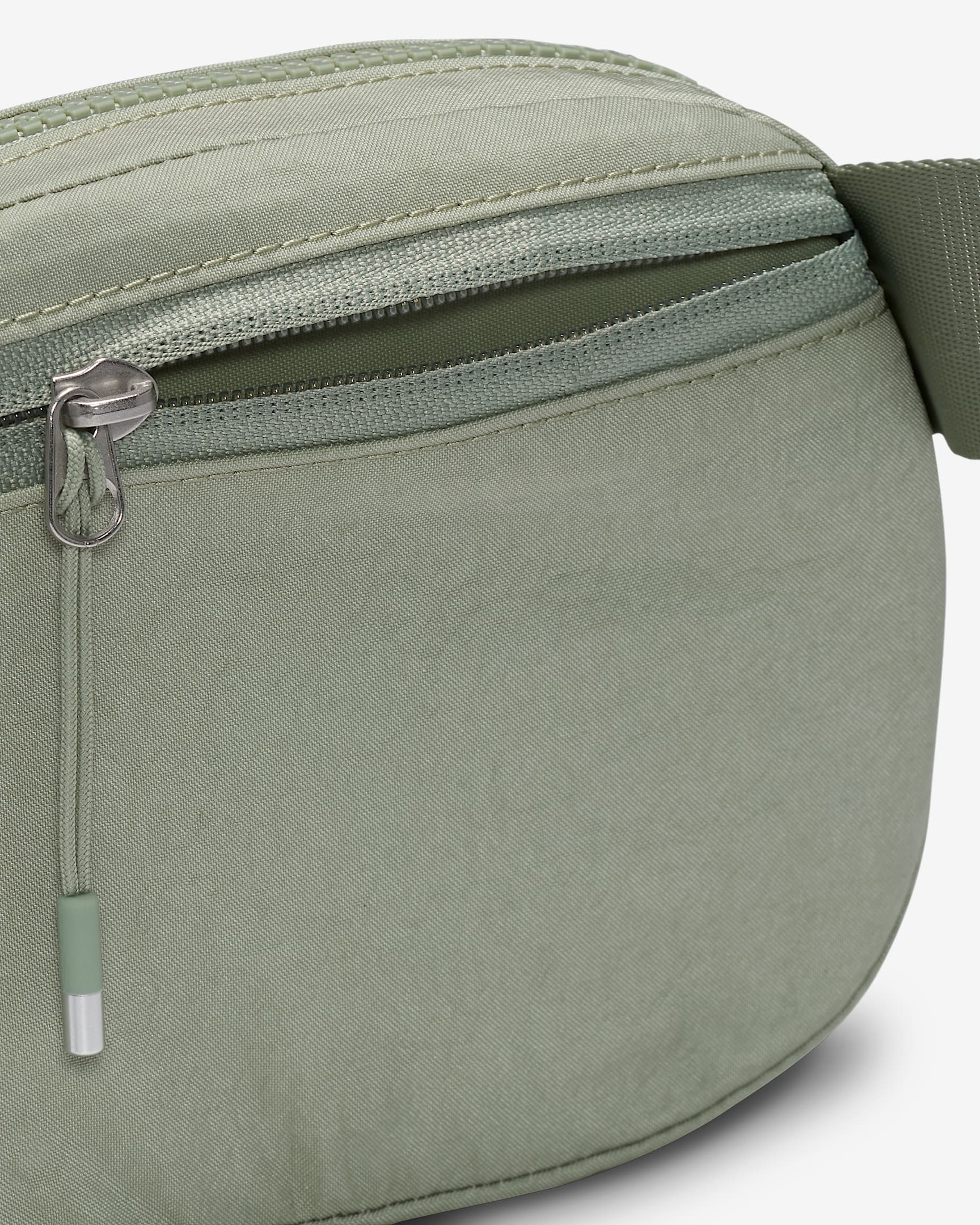 Nike Aura Cross-Body Bag (2L) - Jade Horizon/Jade Horizon/Matte Silver