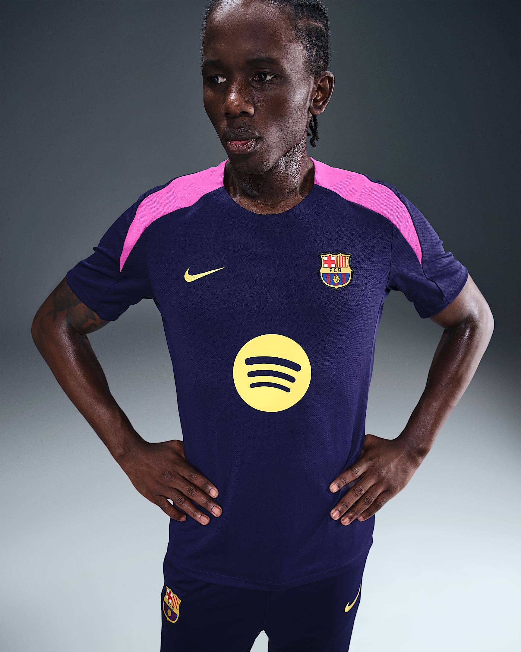 Maglia da calcio a manica corta Nike Dri-FIT FC Barcelona Strike – Uomo - Imperial Purple/Imperial Purple/Vivid Purple/Midwest Gold