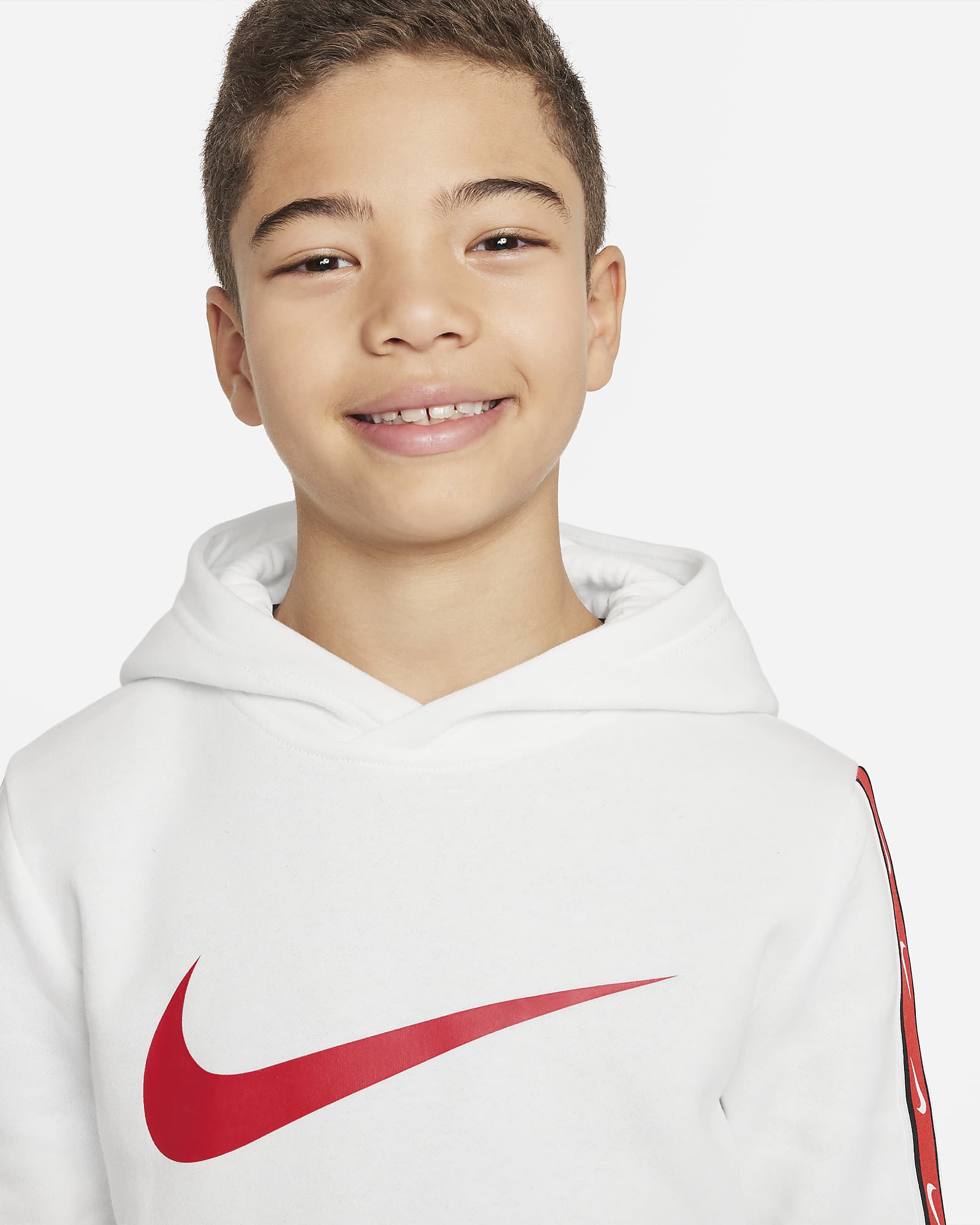 Nike Sportswear Repeat Older Kids' (Boys') Fleece Pullover Hoodie. Nike UK
