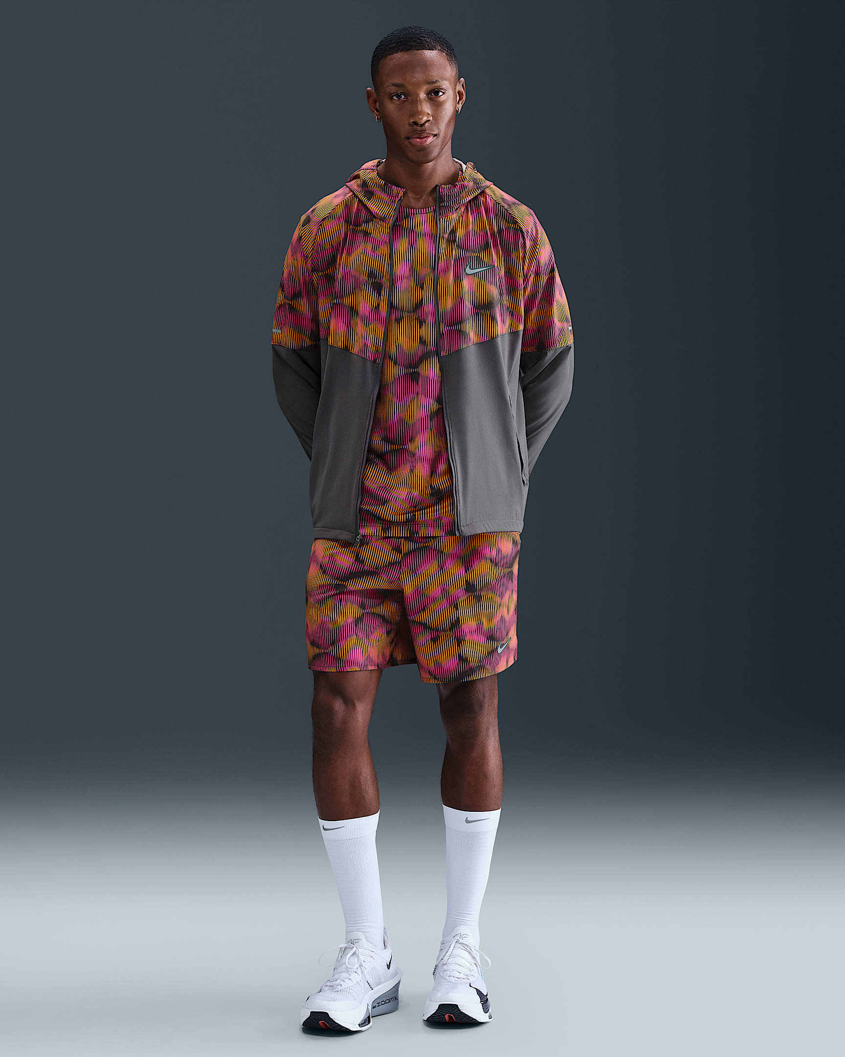 Short de running avec sous-short intégré Nike Challenger 18 cm pour Homme - Iron Grey/Sundial/Playful Pink/Metallic Silver