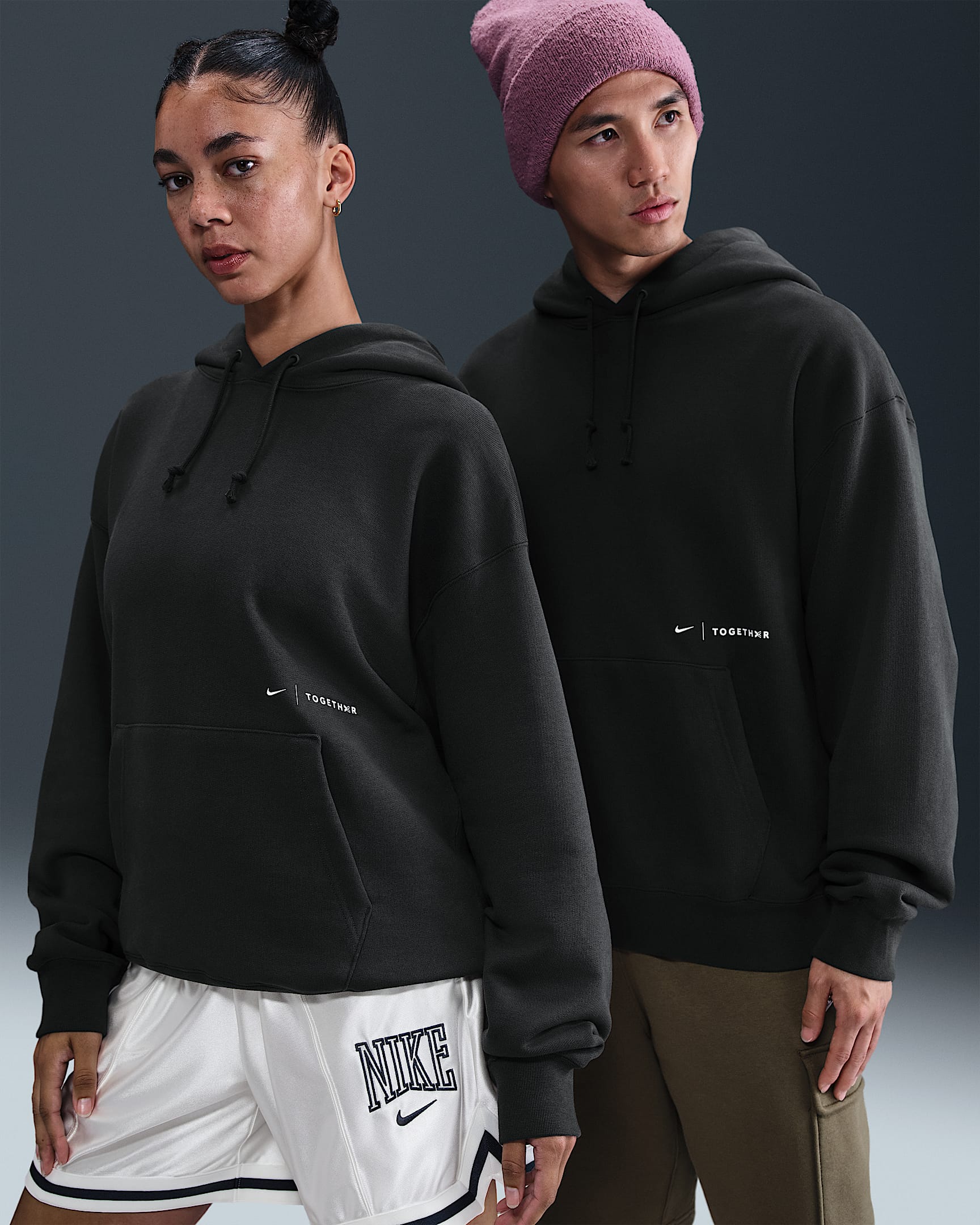 Everyone Watches Women's Sports™ Sudadera con gorro sin cierre Nike by TOGETHXR - Sombrío apagado/Blanco