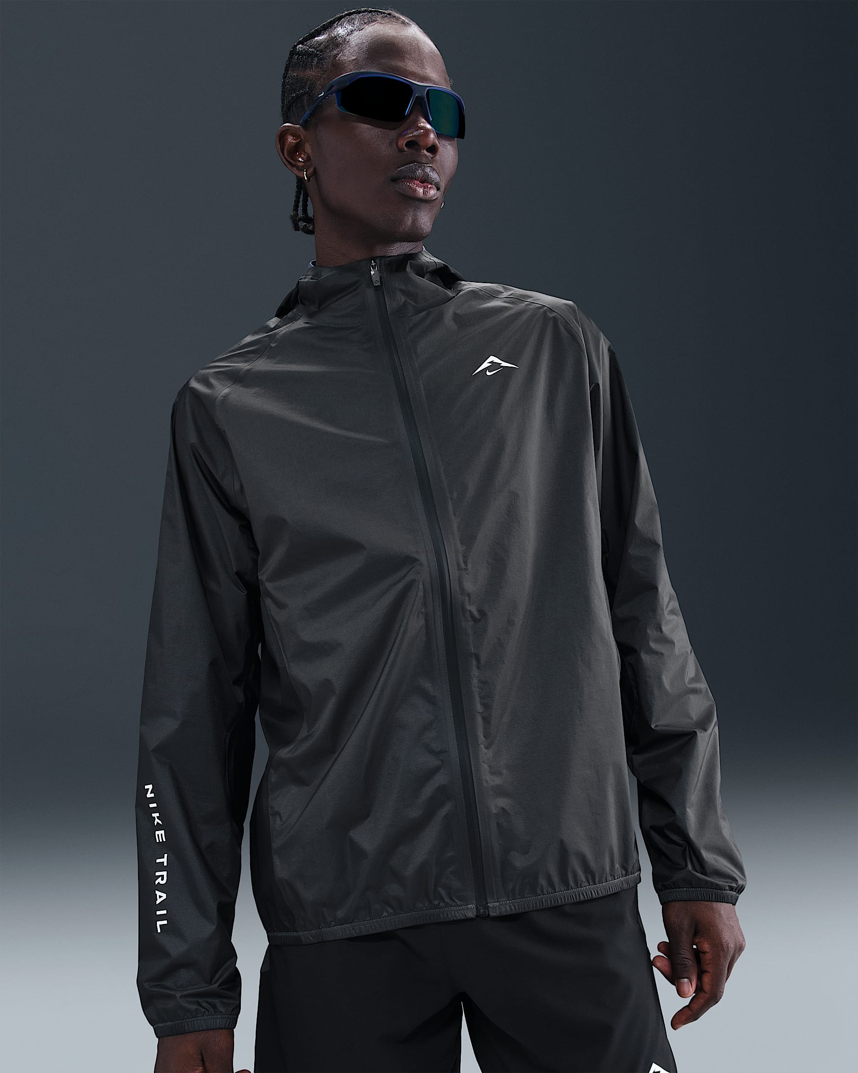 Nike Trailwind wasserdichte Storm-FIT ADV Laufjacke (Herren) - Anthracite/Summit White