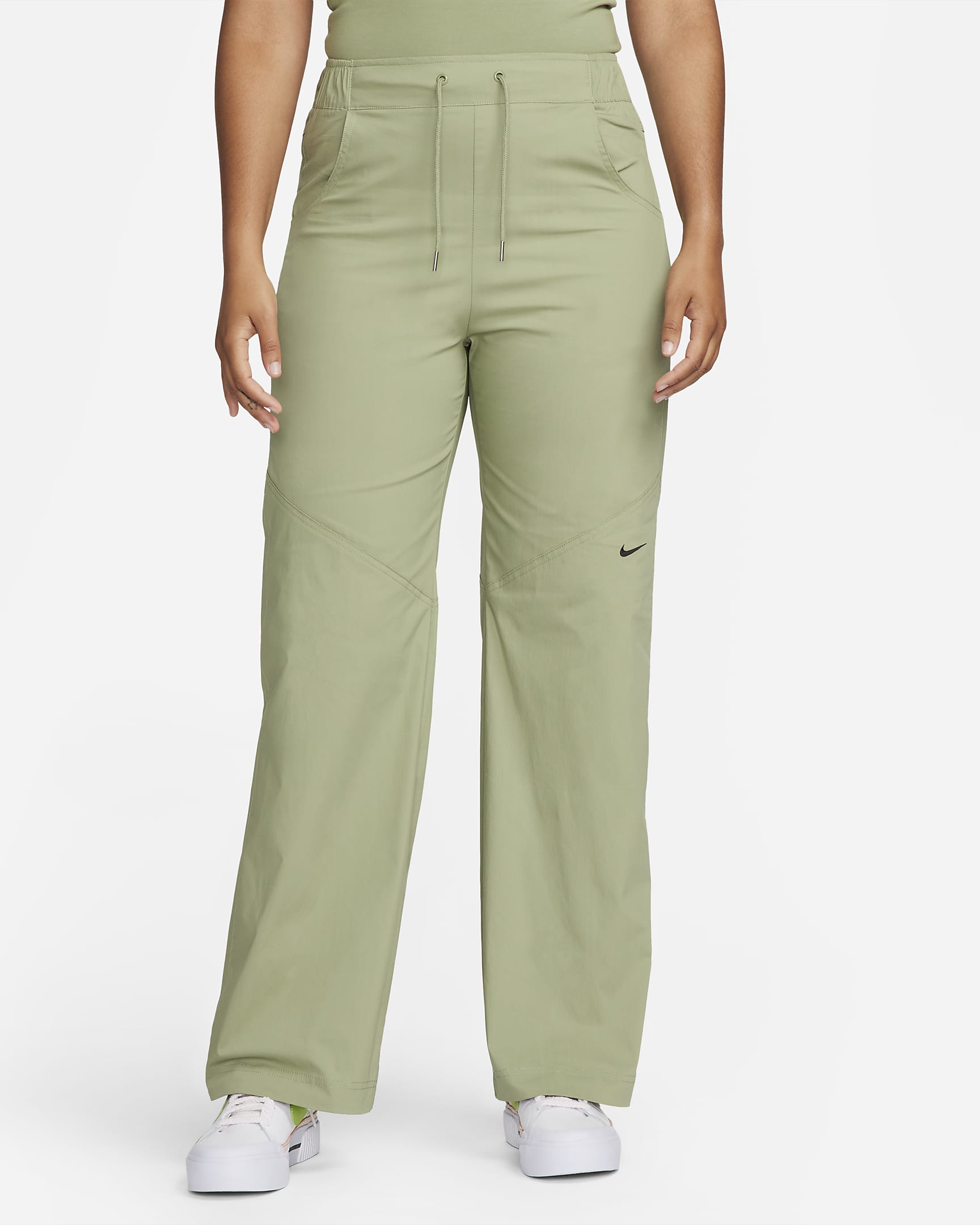 Nike Sportswear Essentials Women's Woven HighRise Trousers. Nike UK