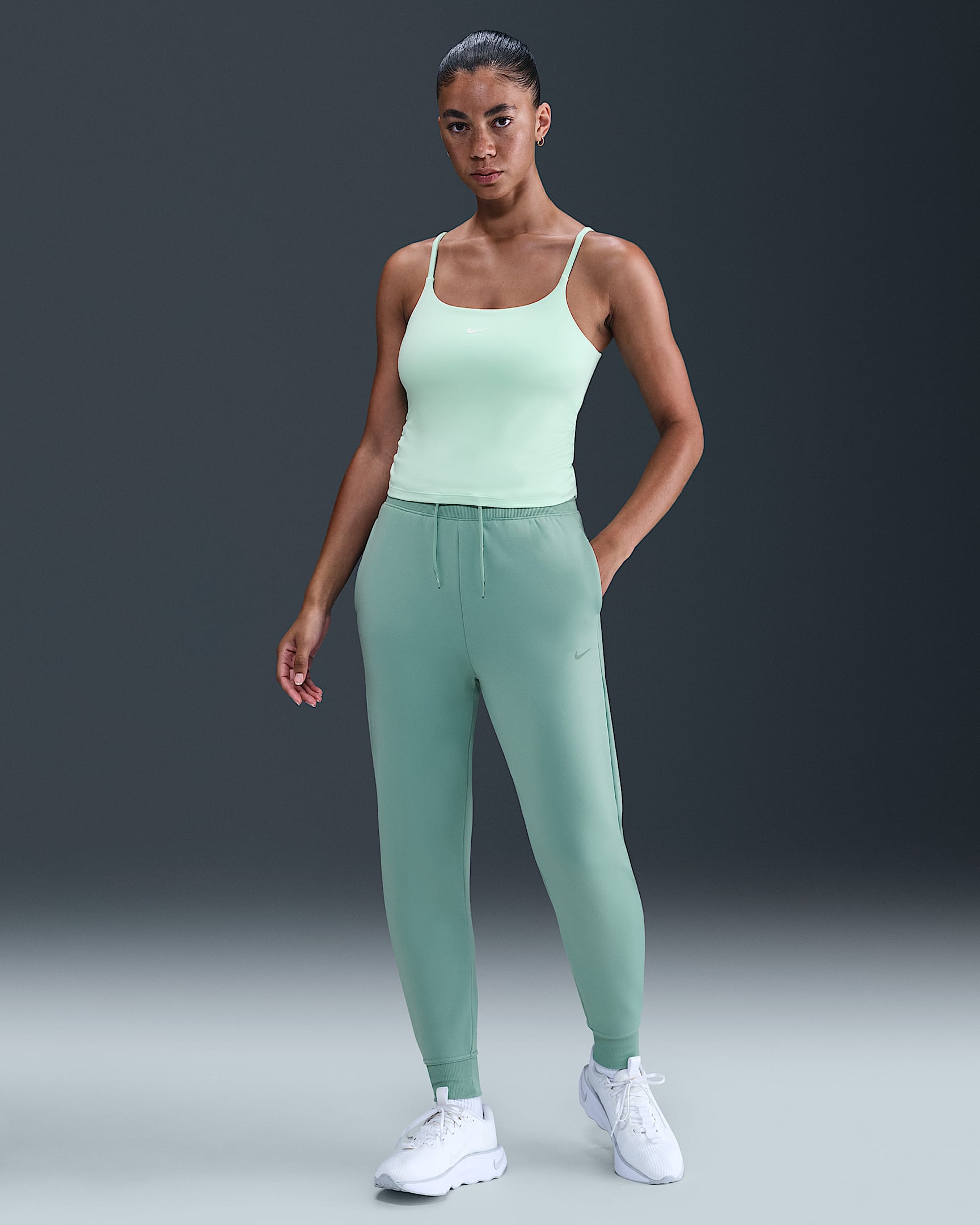 Nike Therma-FIT One Women's High-Waisted 7/8 Joggers - Cannon/White