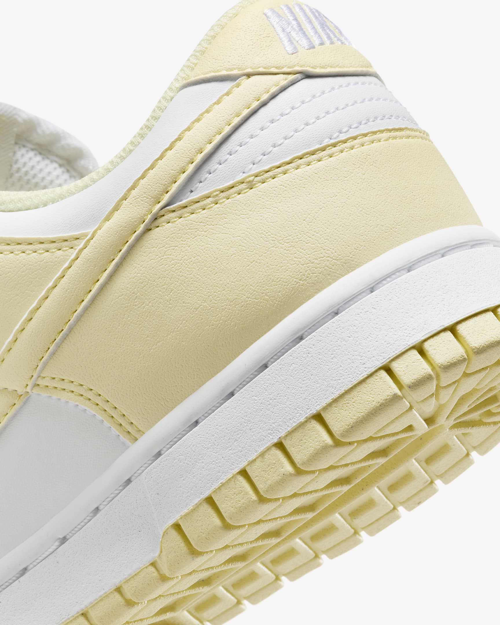 Nike Dunk Low Women's Shoes - White/Alabaster