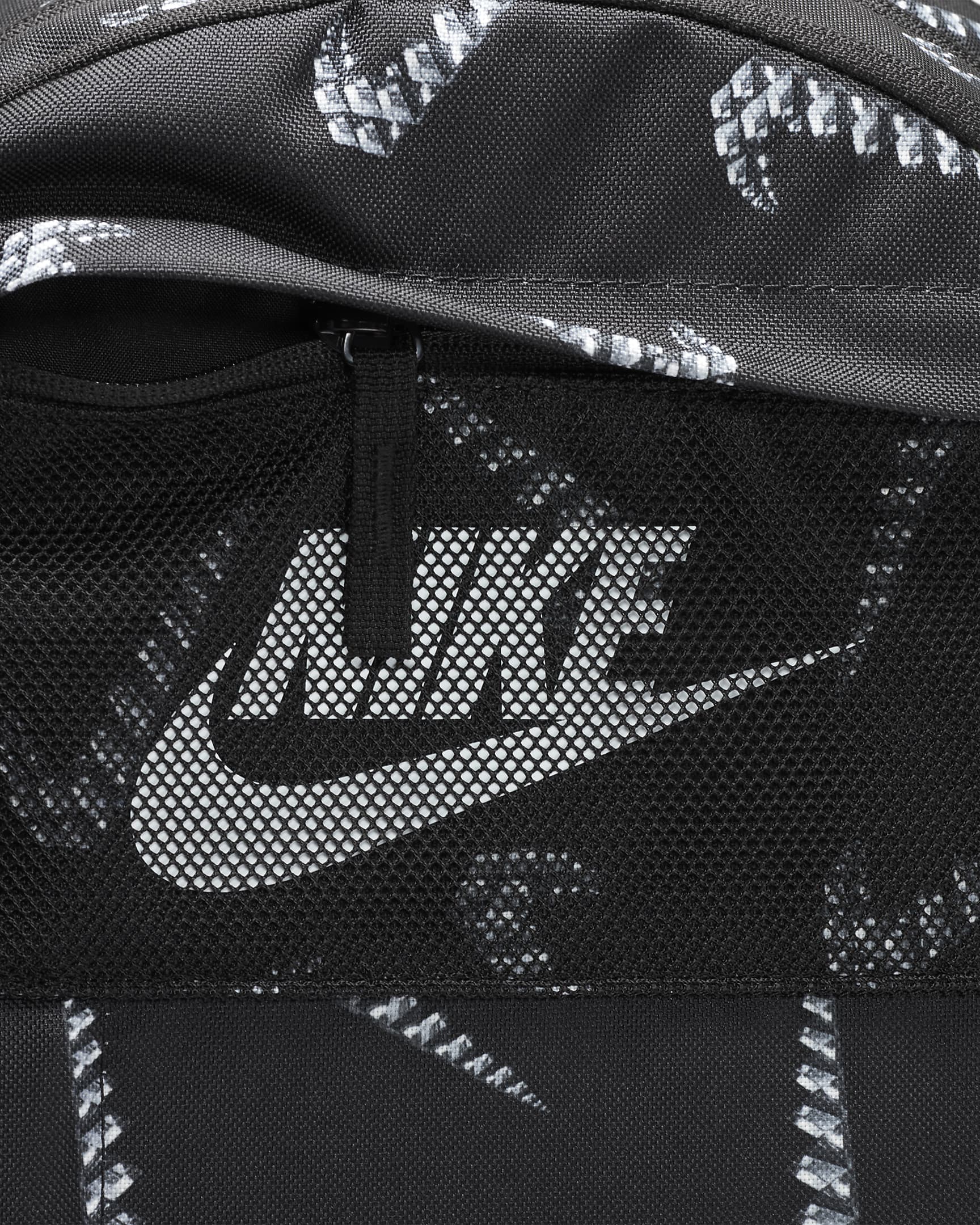 Nike Backpack (21L) - Black/Black/White