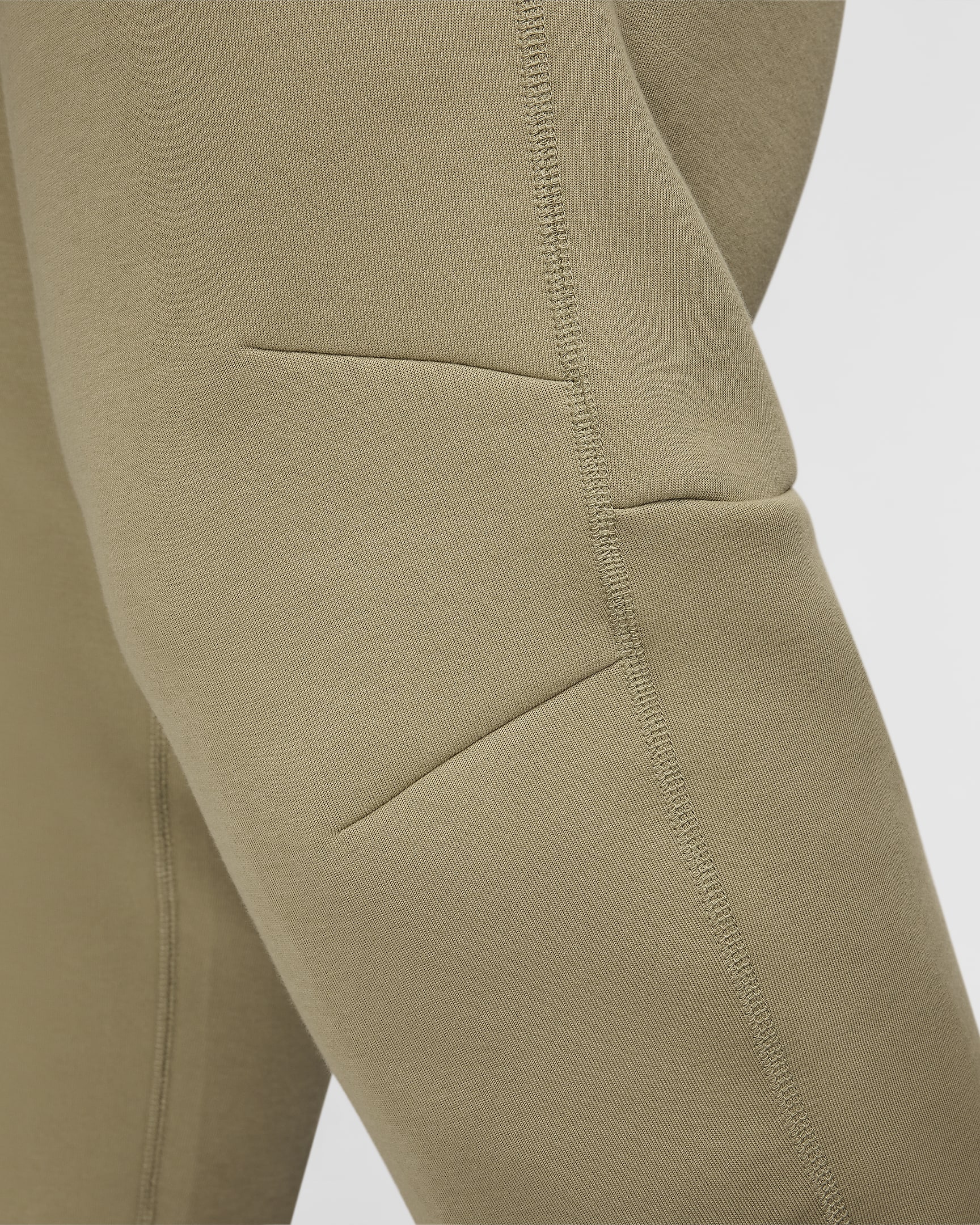 Joggingbyxor Nike Sportswear Tech Fleece för män - Neutral Olive/Svart