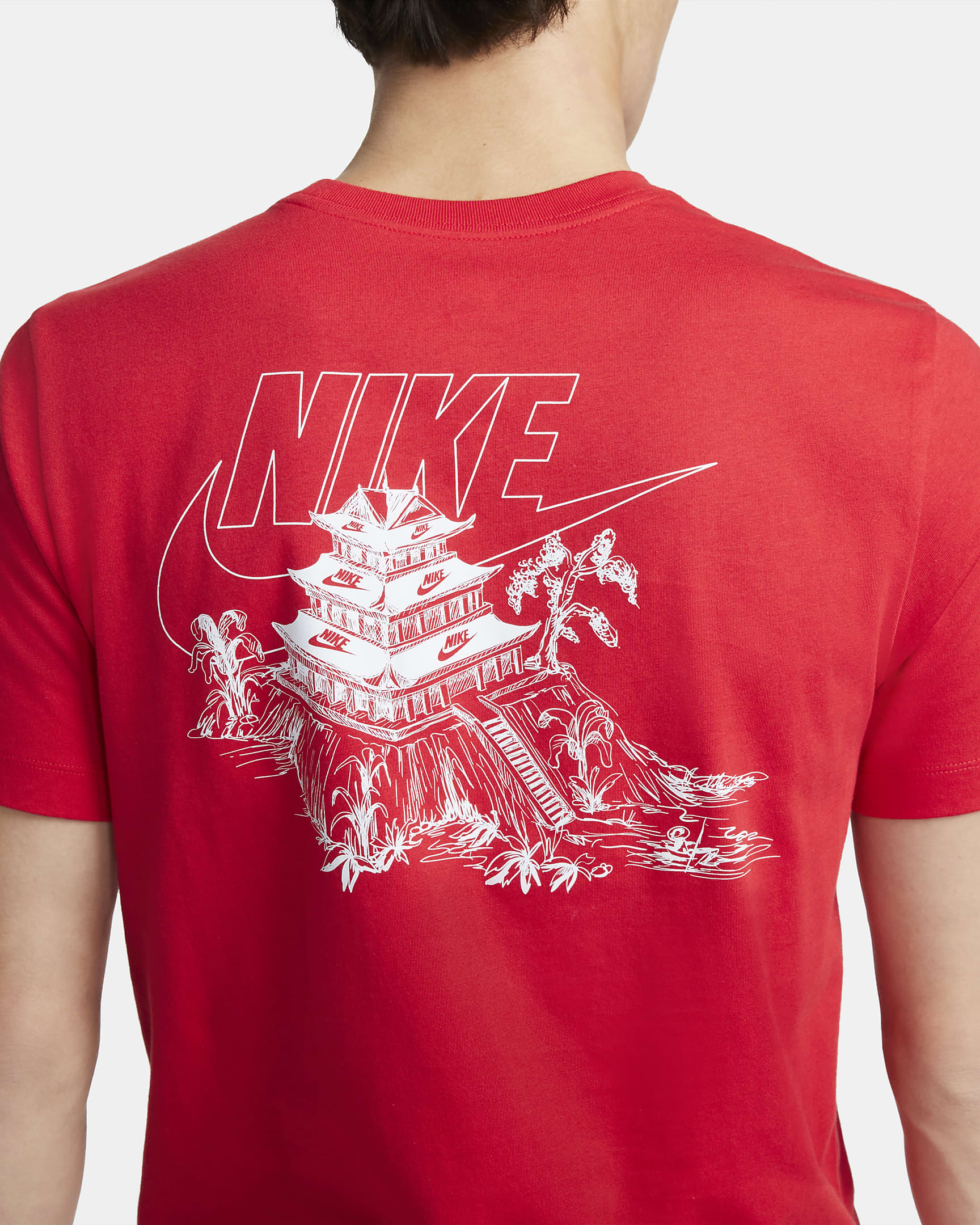 Nike Sportswear Men's T-Shirt - University Red