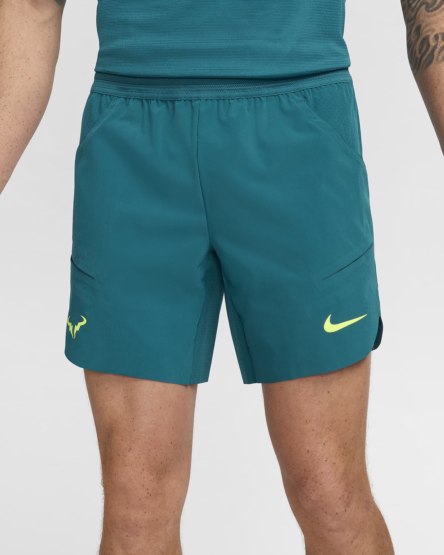 Shorts de tenis de 18 cm Nike Dri-FIT ADV para hombre Rafa - Azul verdoso geoda/Volt