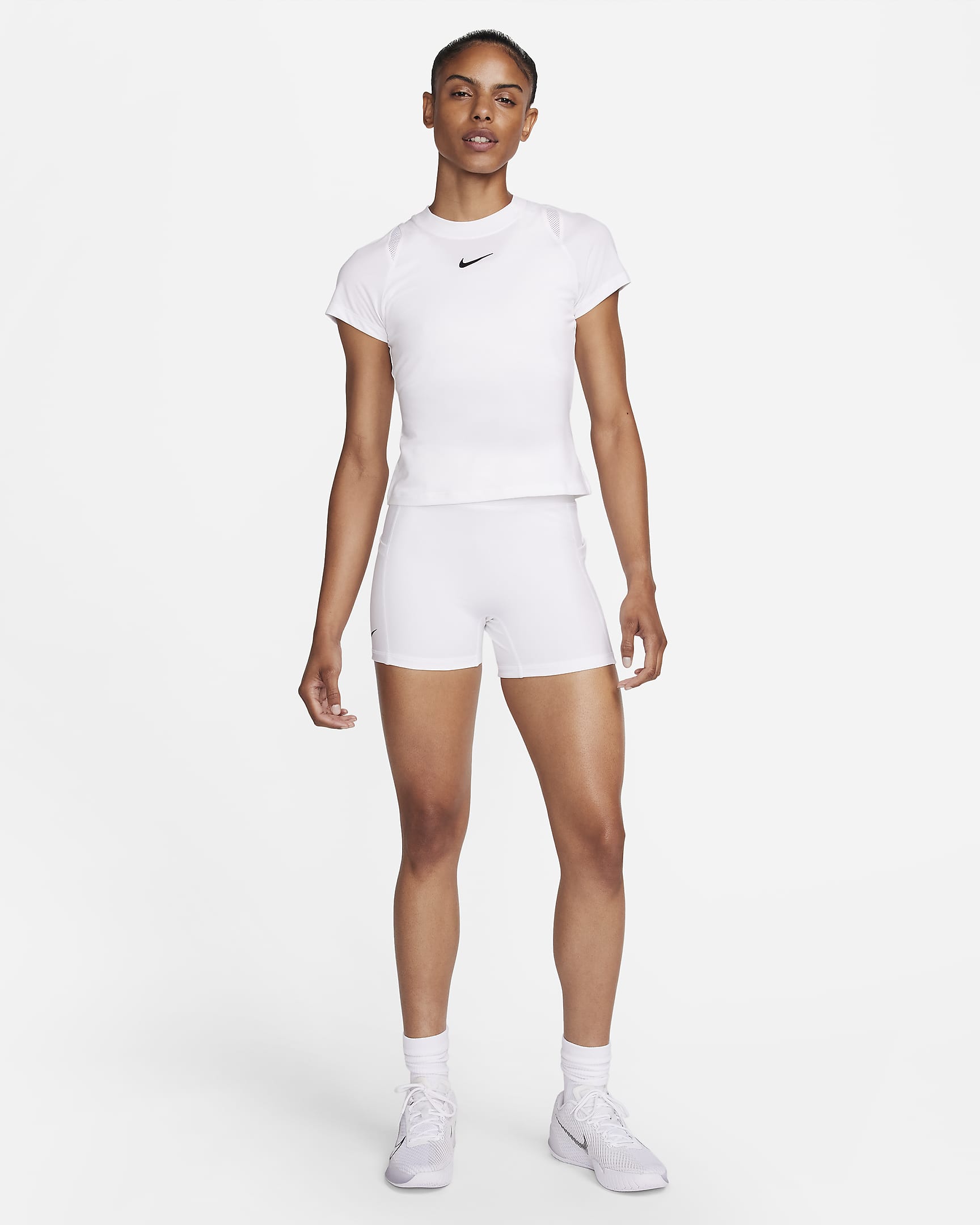 Haut de tennis à manches courtes Dri-FIT NikeCourt Advantage pour femme - Blanc/Blanc/Blanc/Noir