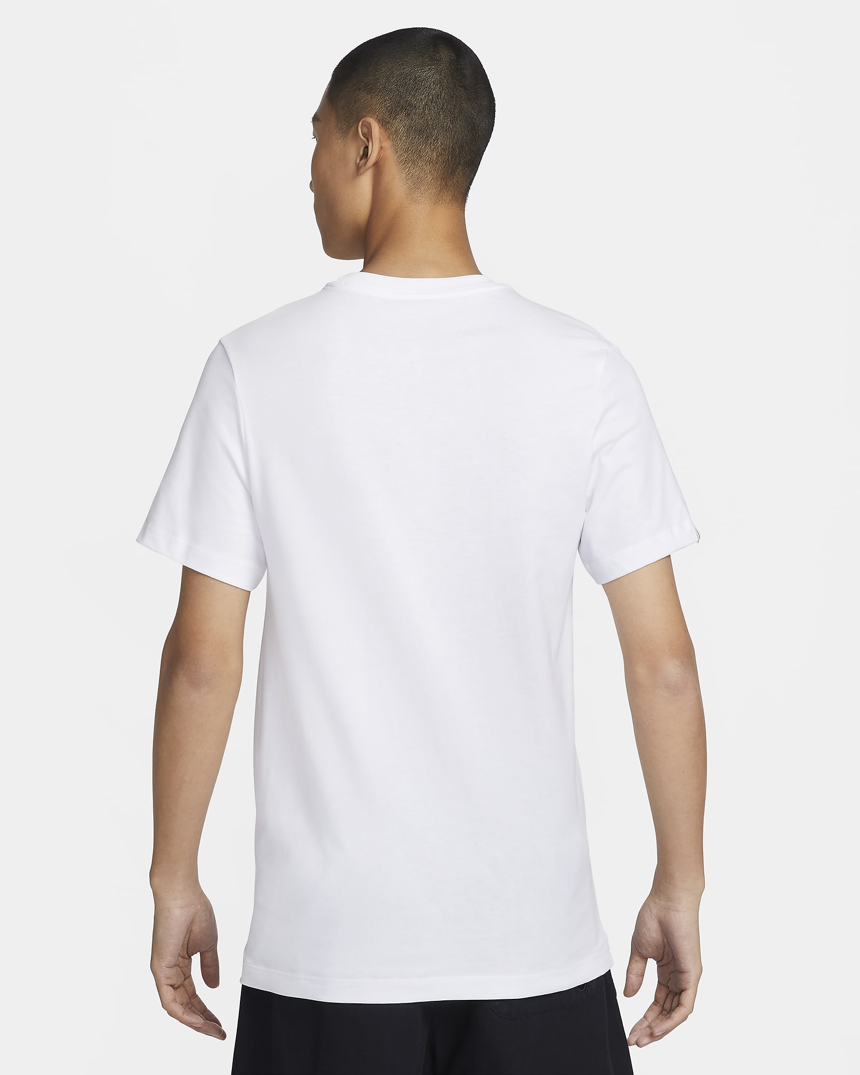 Nike Sportswear Men's T-Shirt. Nike IN