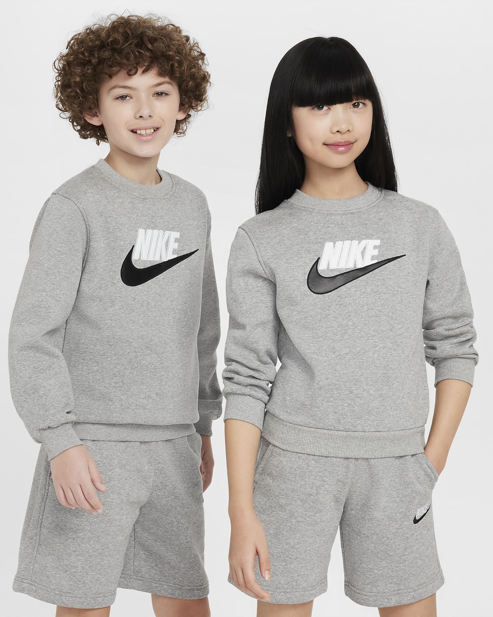 Nike Sportswear Club Fleece Older Kids' Tracksuit Shorts Set - Dark Grey Heather/Base Grey/Black/White