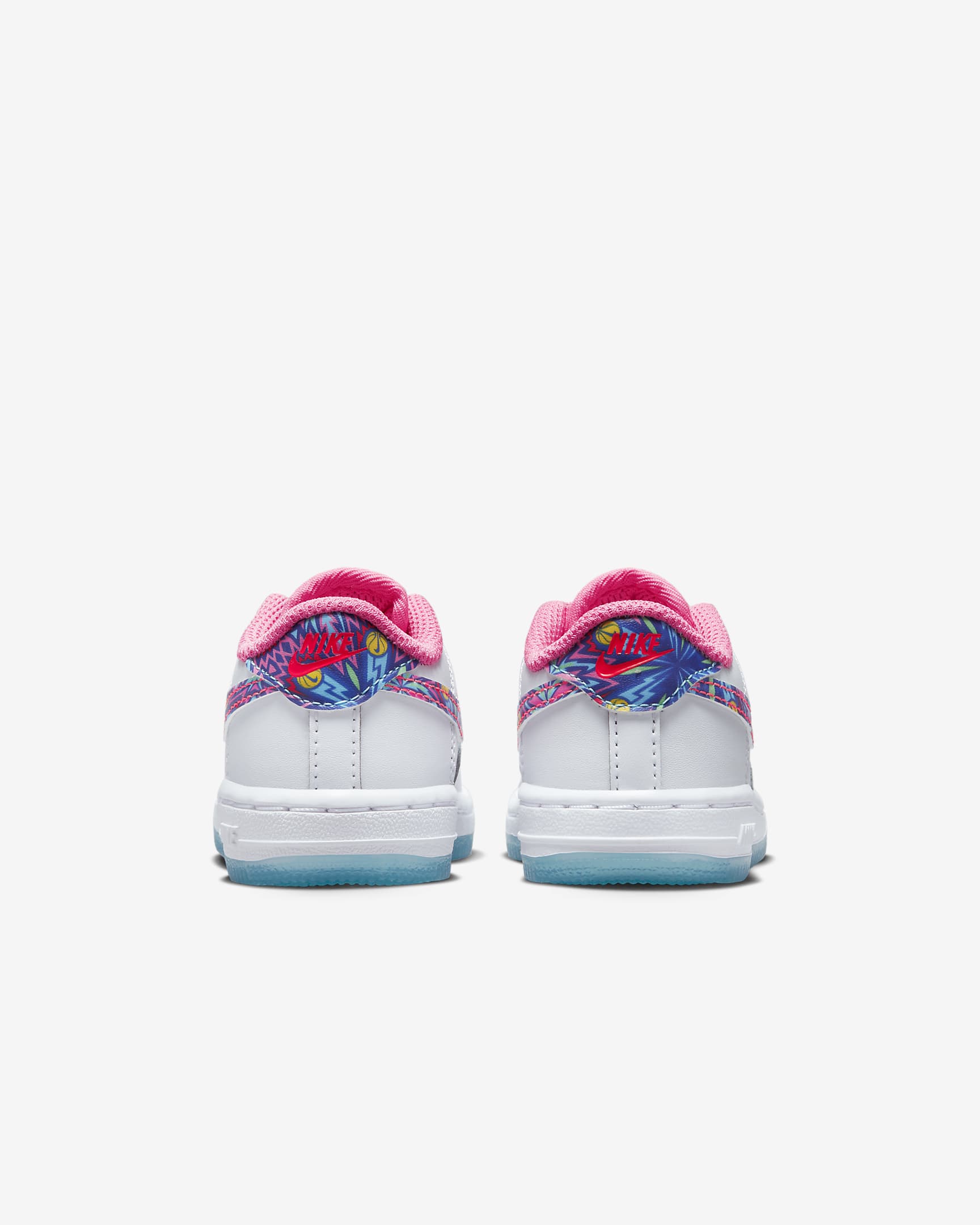 nike low sneakers