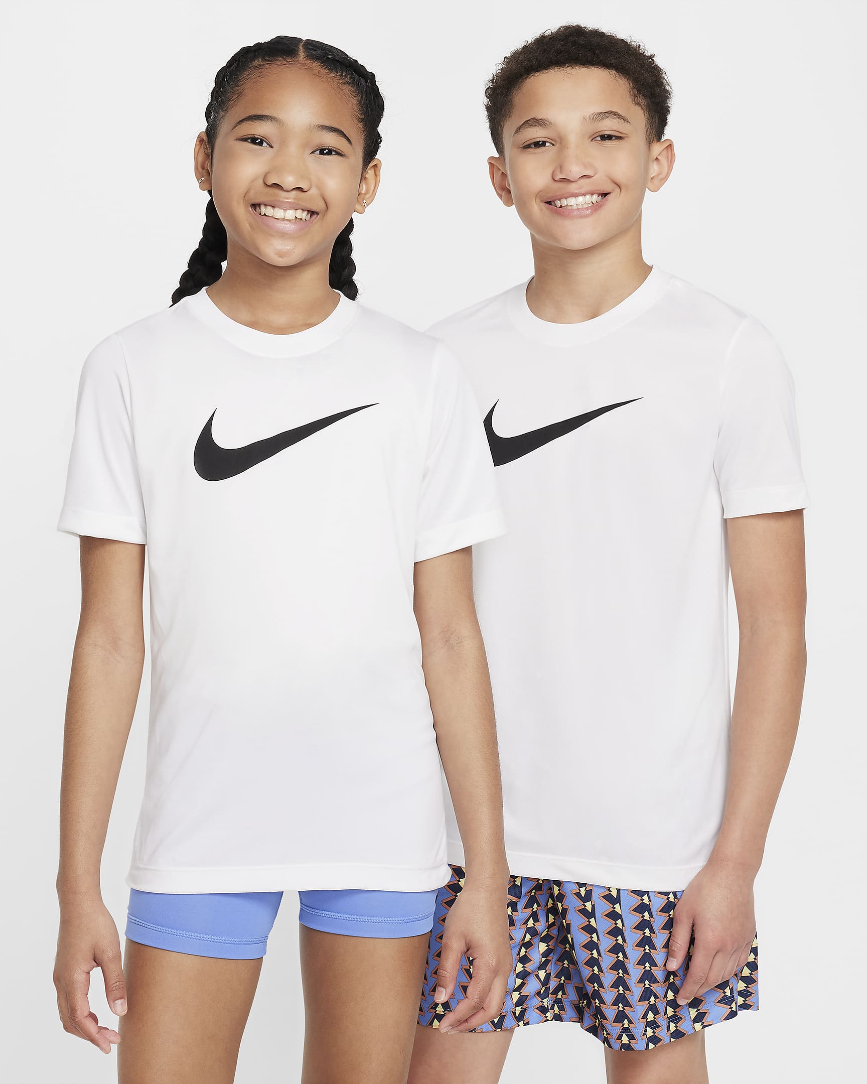 Playera Dri-FIT para niños talla grande Nike Legend - Blanco