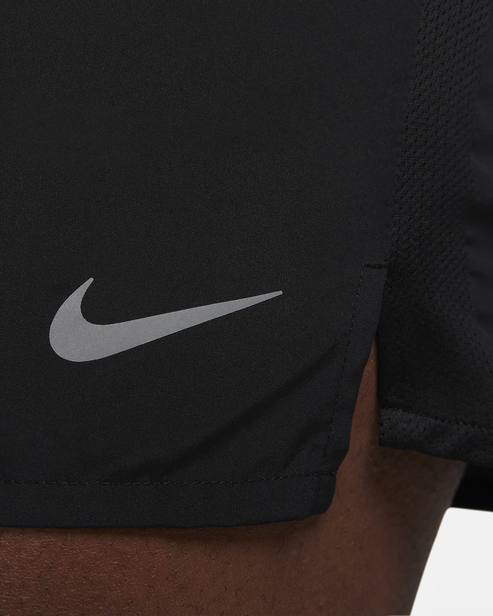 Nike Challenger Dri-FIT-Laufshorts mit Futter für Herren (ca. 12,5 cm) - Schwarz/Schwarz/Schwarz