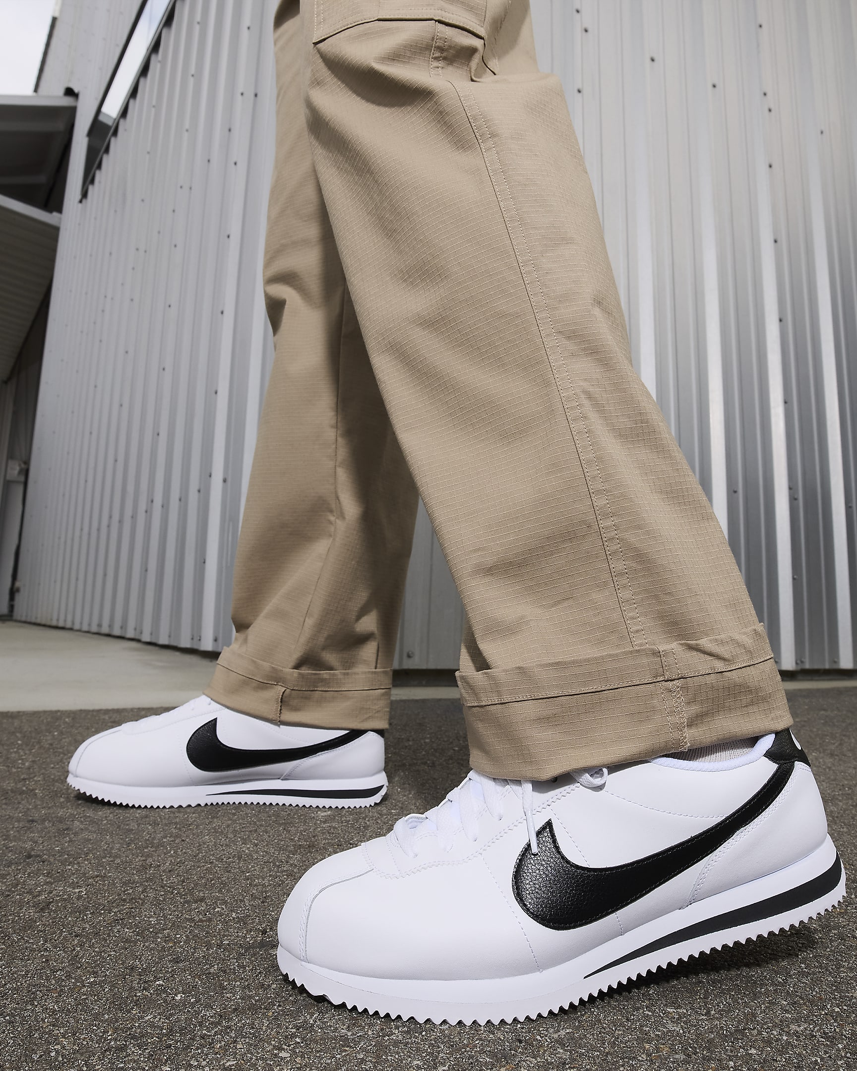 Scarpa Nike Cortez Leather – Uomo - Bianco/Nero