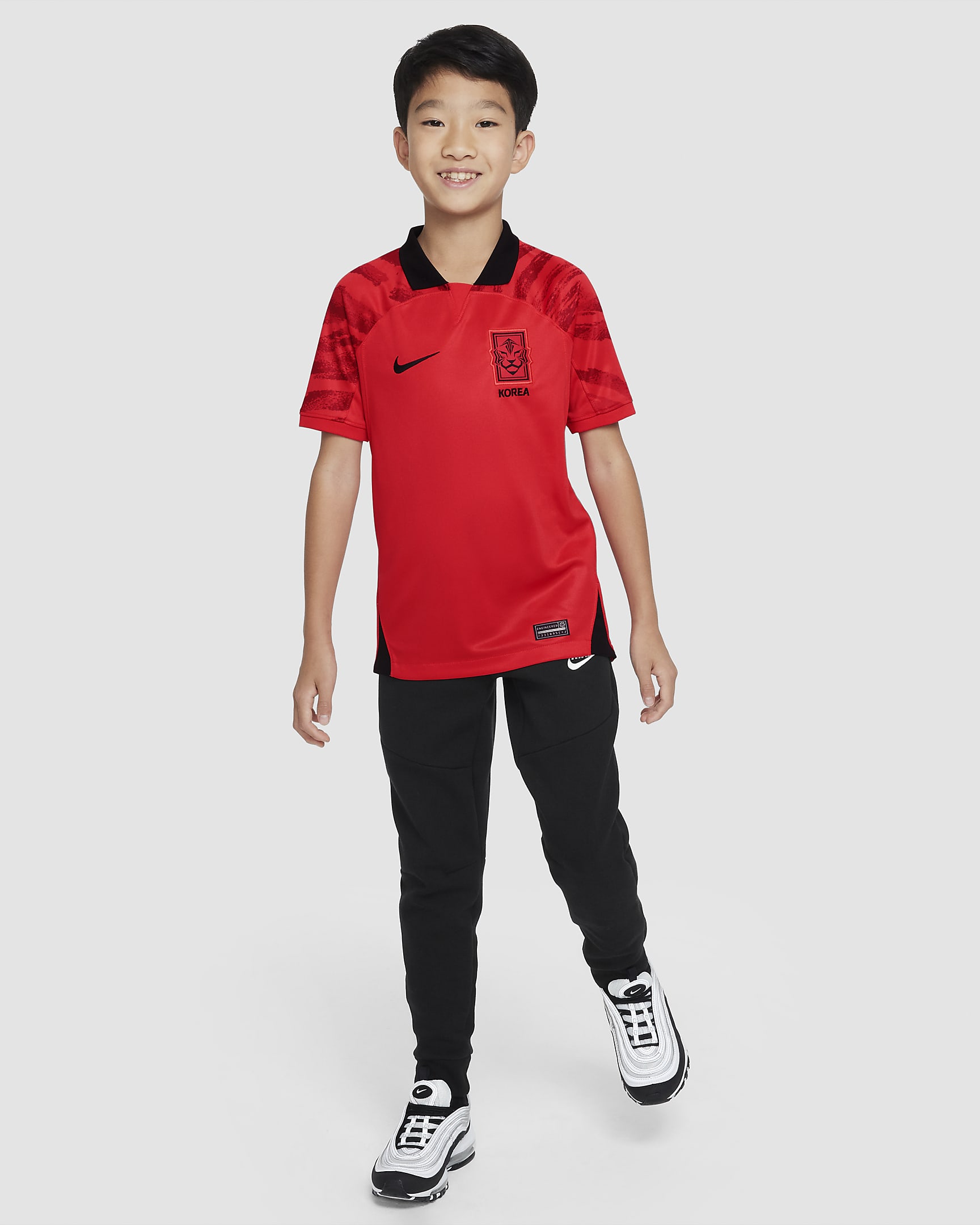 Korea 2022 Stadium Home Older Kids' Nike Dri-FIT Football Shirt. Nike LU